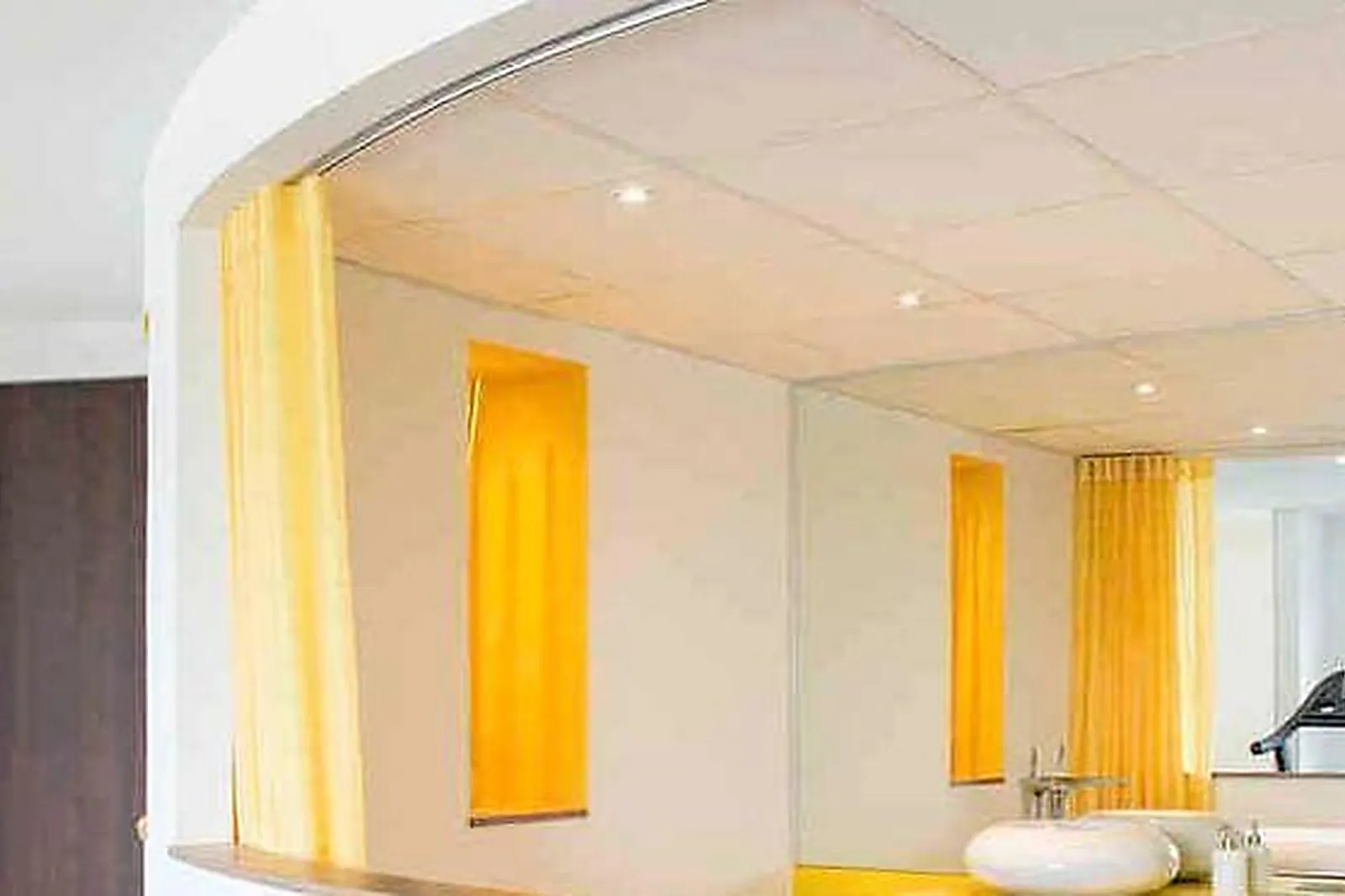 Lieux événementiels, NOVOTEL BORDEAUX LE LAC ****