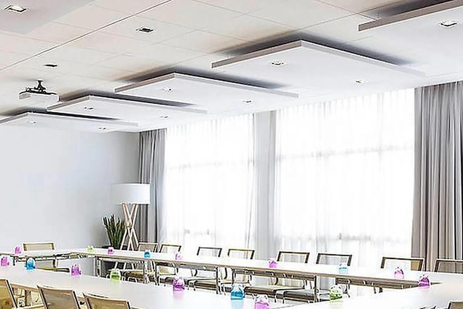 Lieux événementiels, NOVOTEL BORDEAUX LE LAC ****