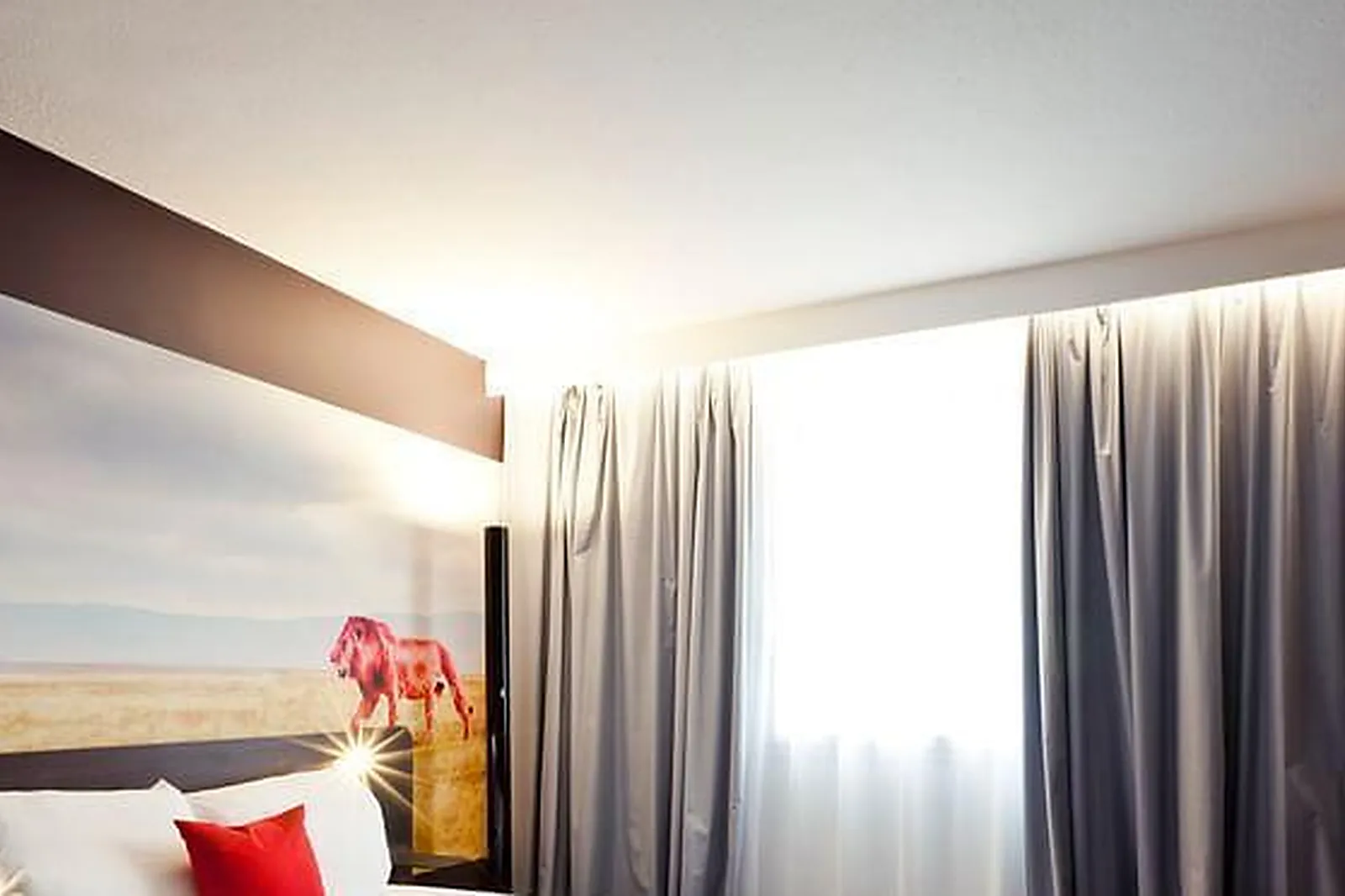 Lieux événementiels, NOVOTEL IBIS LYON GERLAND MUSÉE DES CONFLUENCES ****