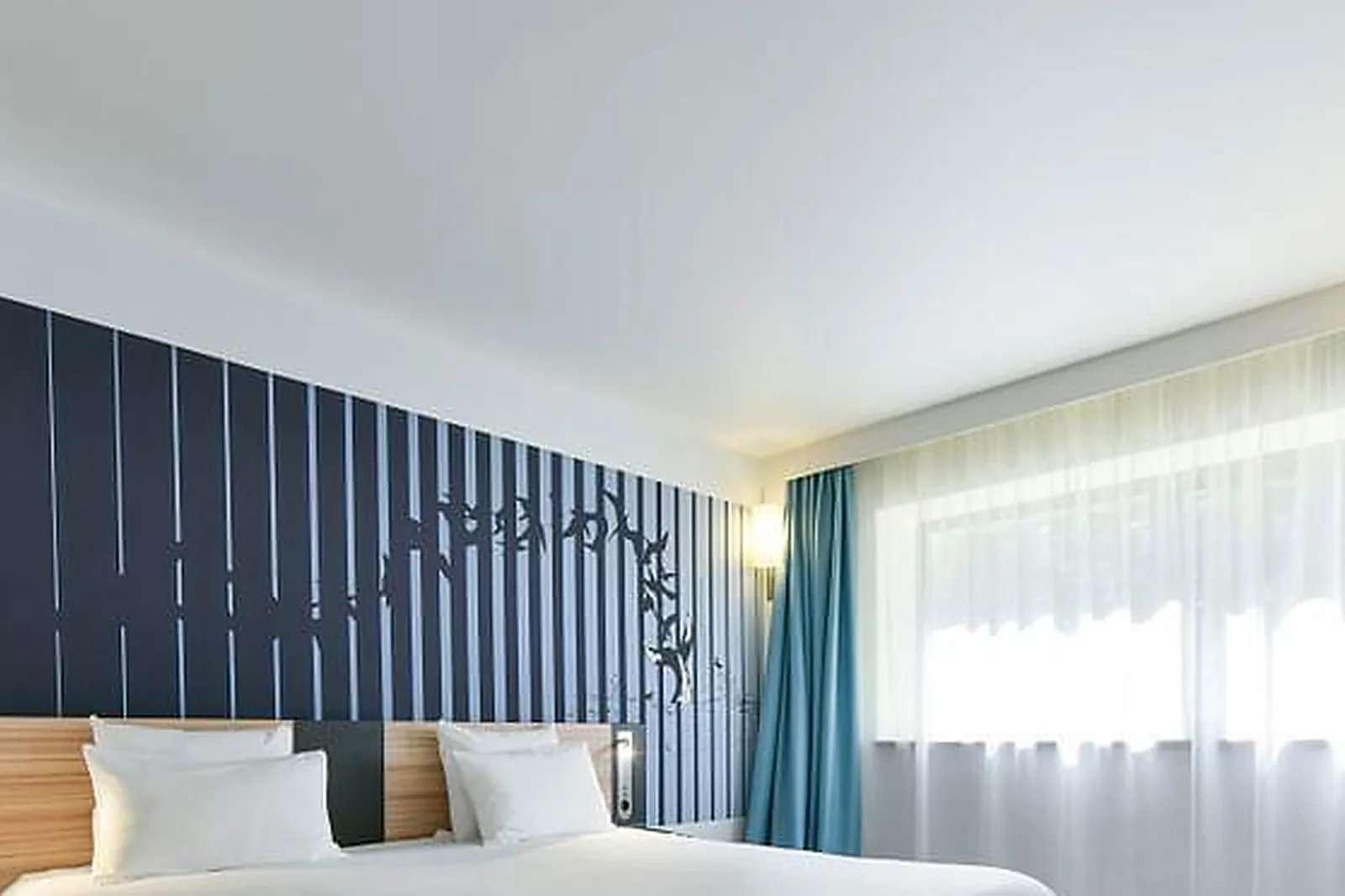 Lieux événementiels, NOVOTEL LA ROCHELLE ****