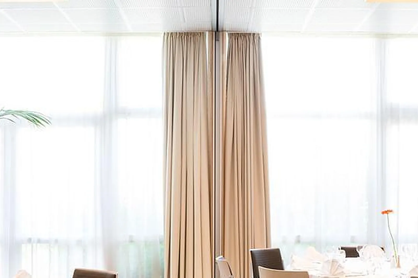 Lieux événementiels, DOMAINE DE L'AÉROPISTE