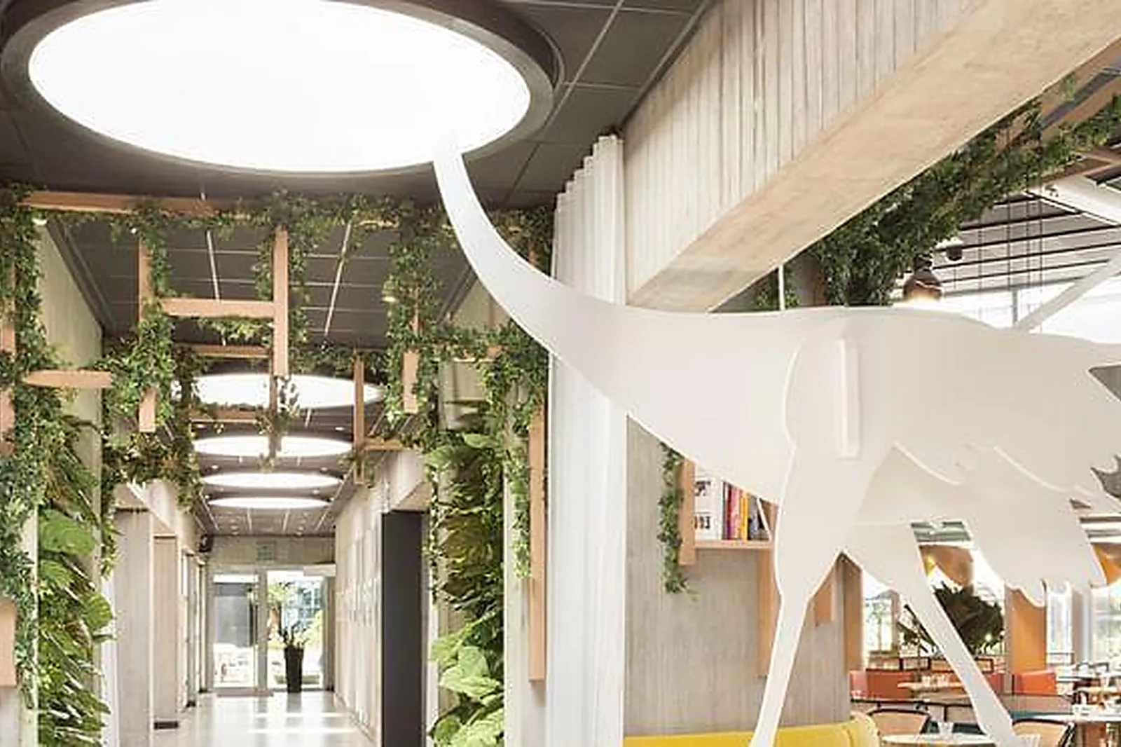 Lieux événementiels, LE SALON