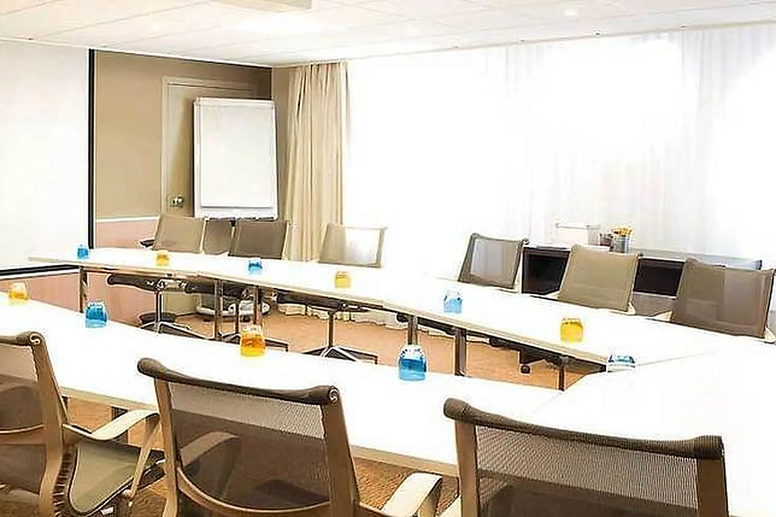 Lieux événementiels, NOVOTEL PARIS LA DÉFENSE ESPLANADE ****