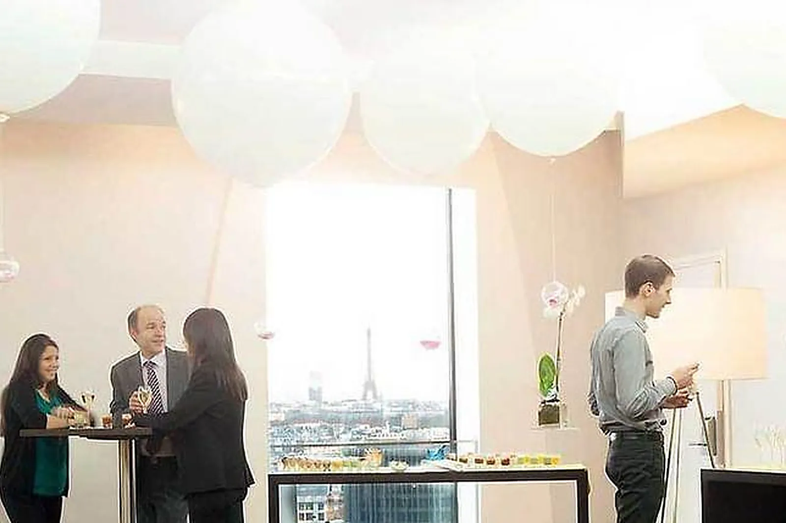 Lieux événementiels, NOVOTEL PARIS LA DÉFENSE ESPLANADE ****