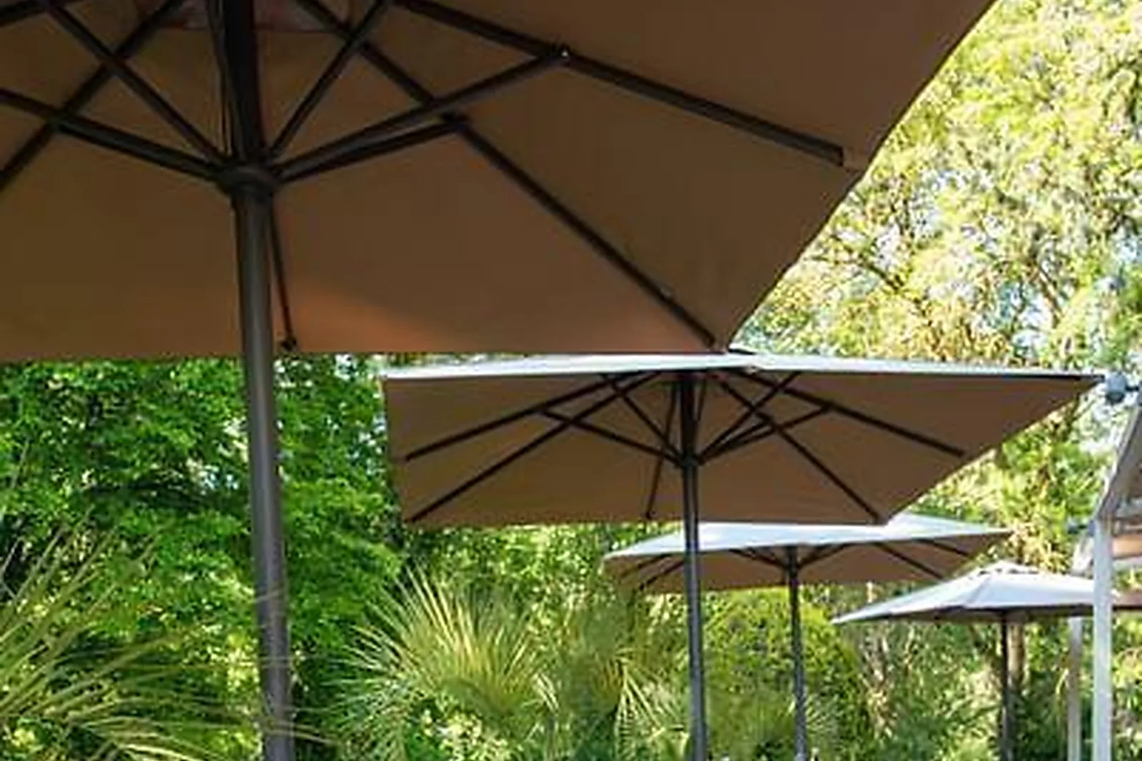 Lieux événementiels, NOVOTEL PONT DE L'ARC FENOUILLERES ****