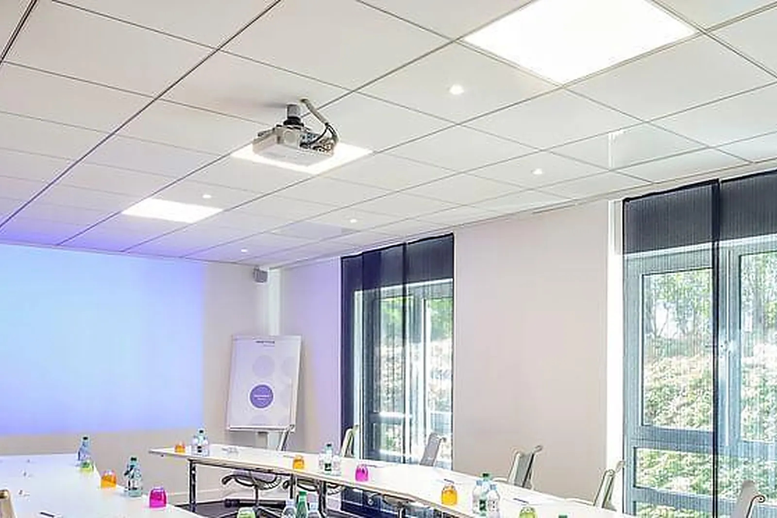 Lieux événementiels, RUE LAURISTON PARIS