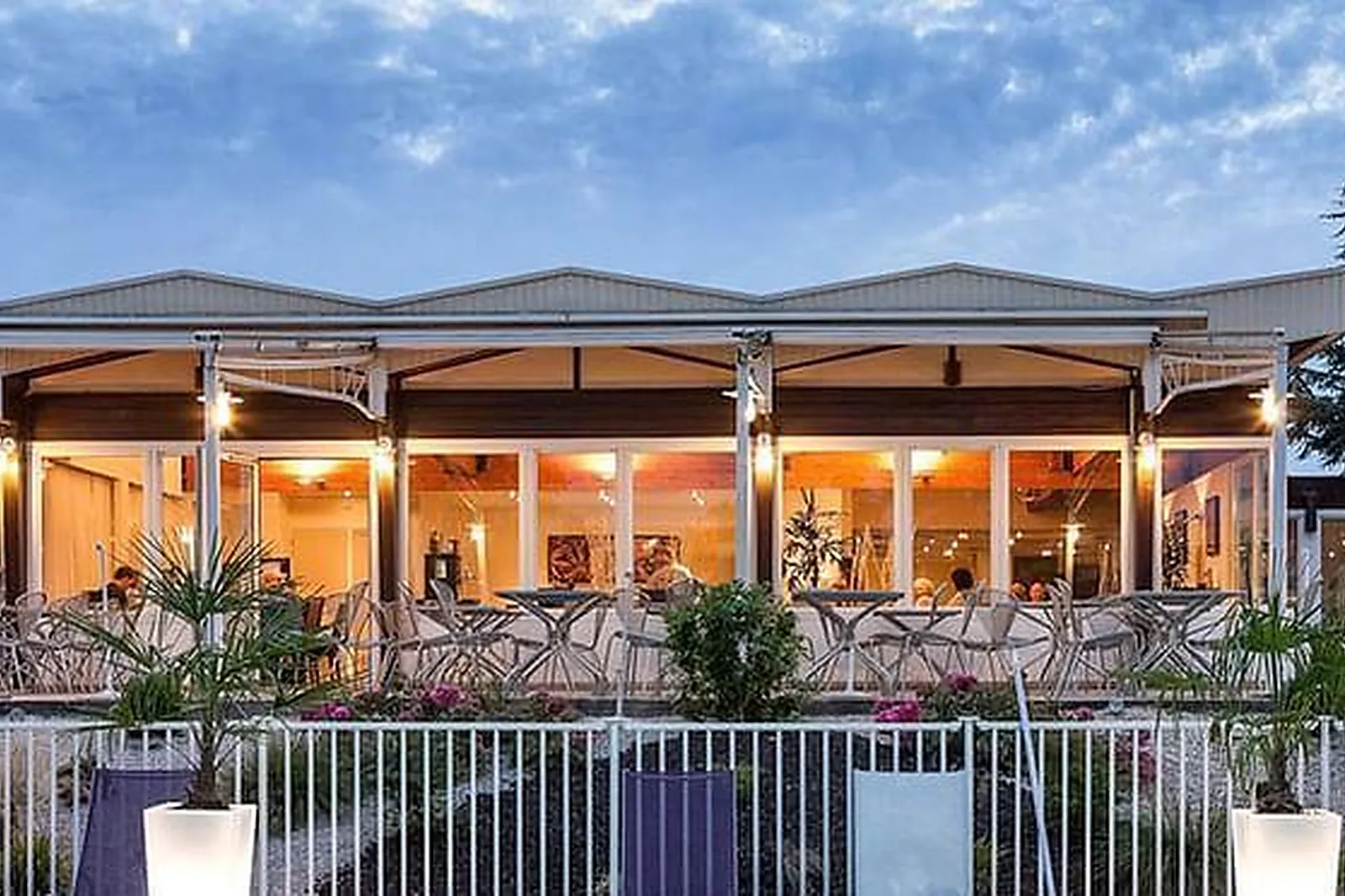 Lieux événementiels, NOVOTEL SUD DIJON ****