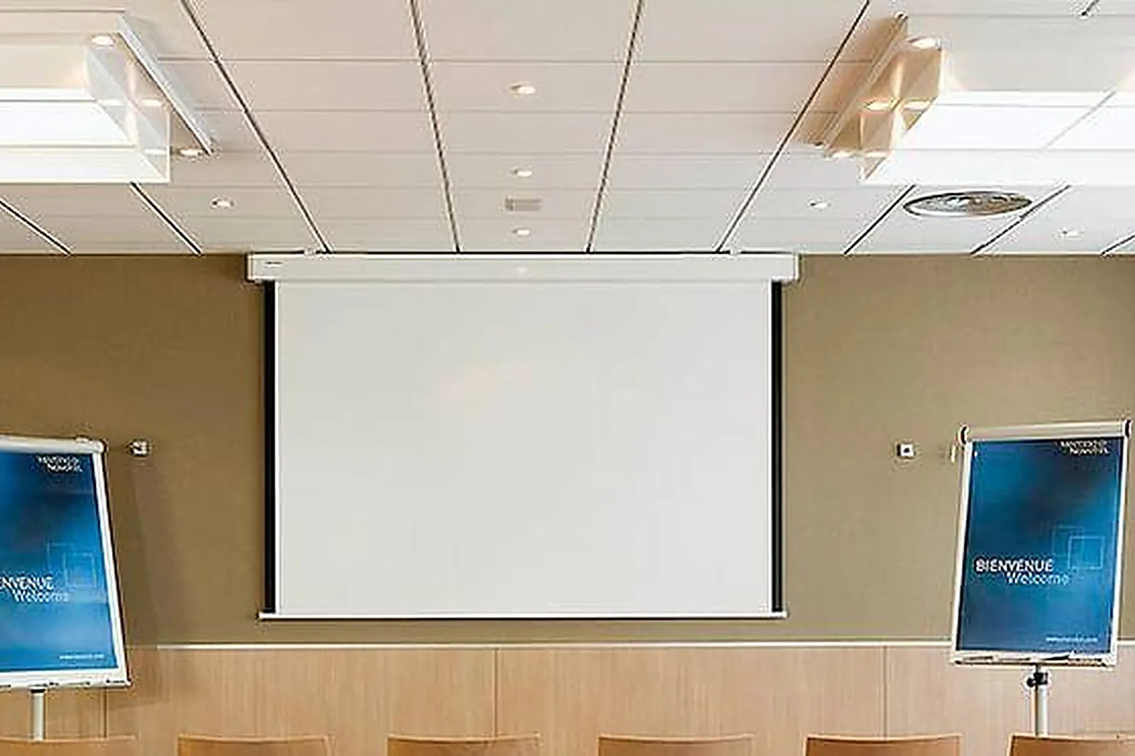 Lieux événementiels, NOVOTEL SUD DIJON ****