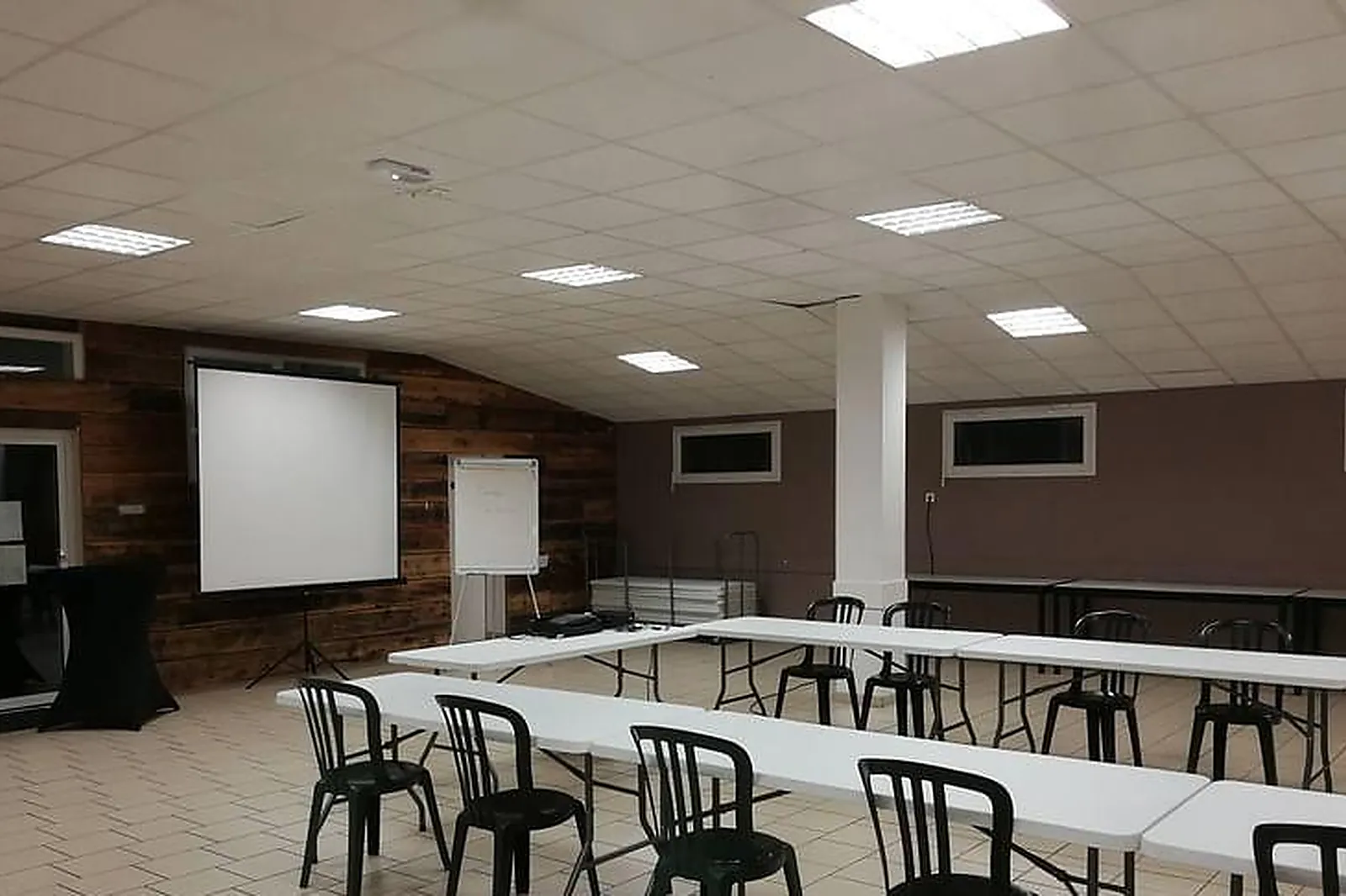 Lieux événementiels, MAISON SUMIANE