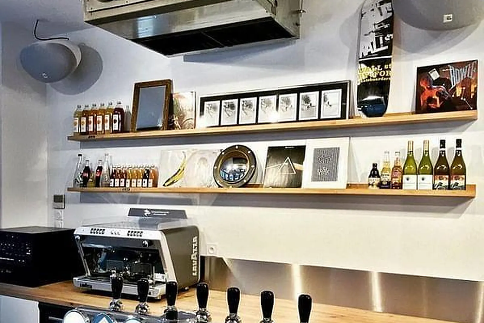 Lieux événementiels, OS BAR