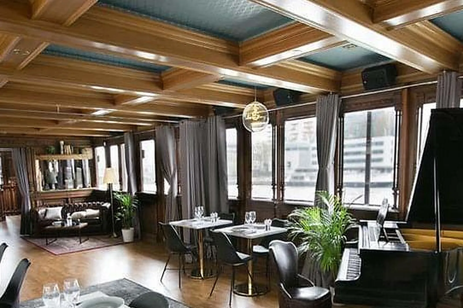 Lieux événementiels, O VIEILLES KANAILLES