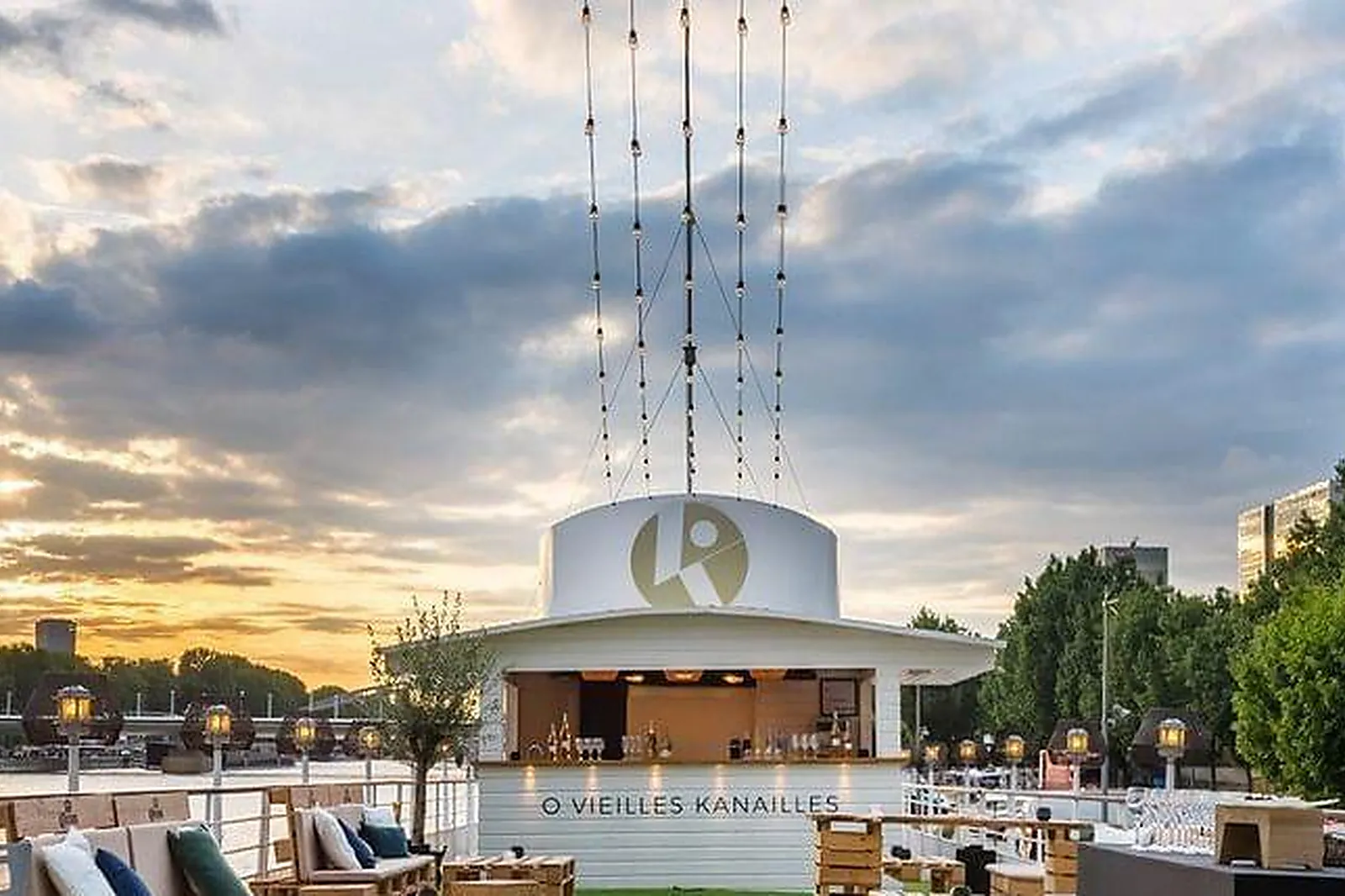 Lieux événementiels, O VIEILLES KANAILLES