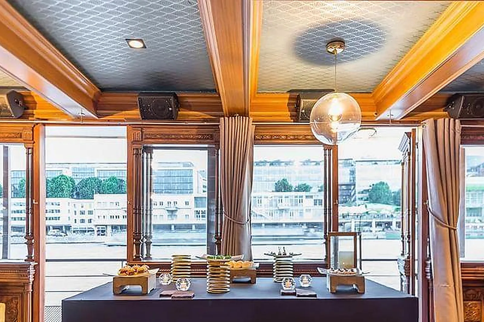 Lieux événementiels, O VIEILLES KANAILLES