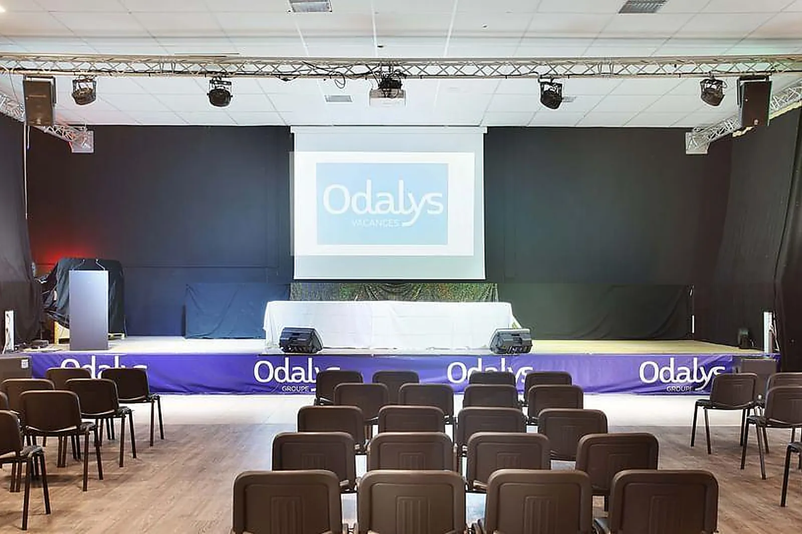 Lieux événementiels, ODALYS DOMAINE DES OCÉANIDES ***