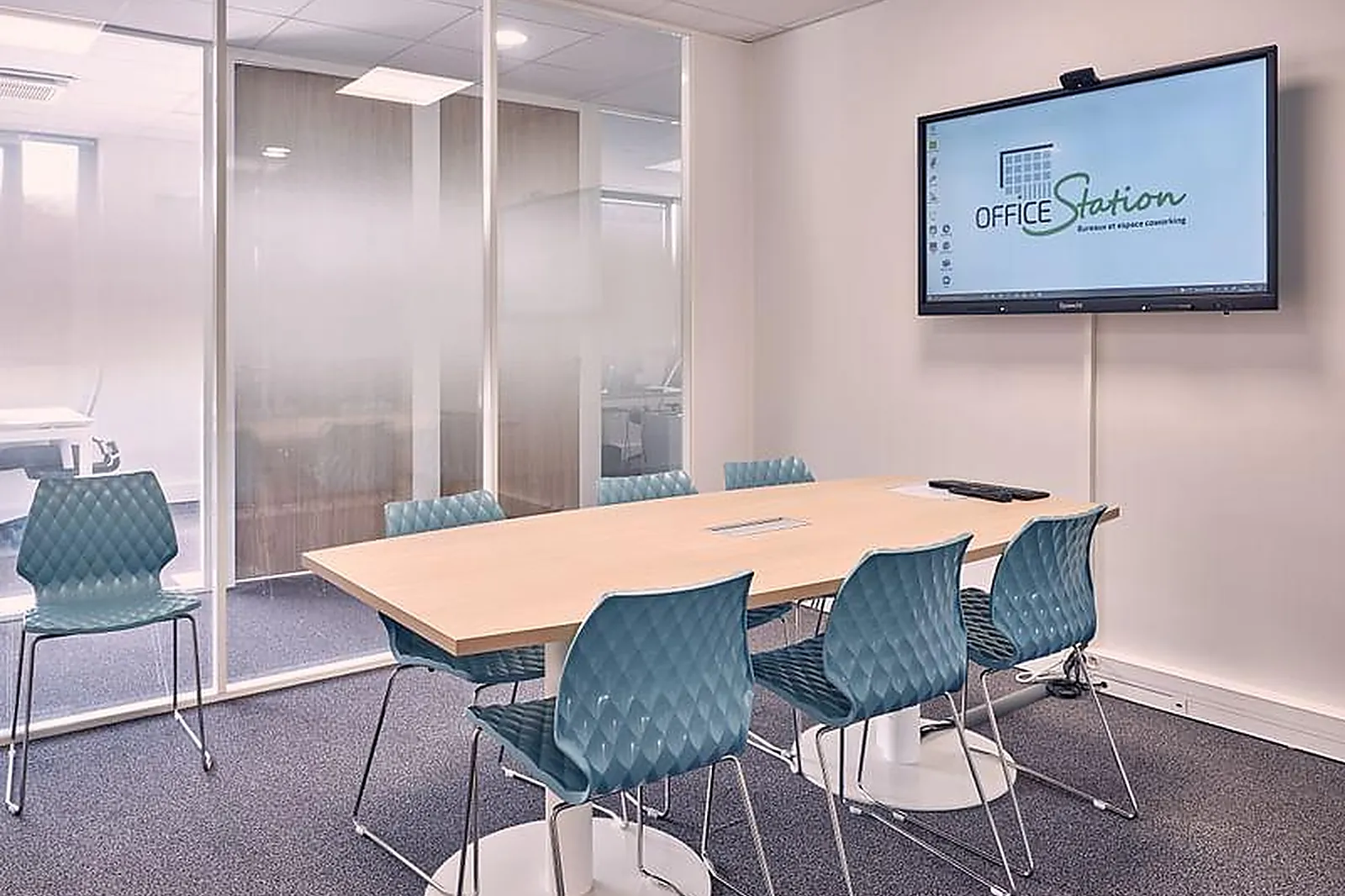 Lieux événementiels, OFFICESTATION