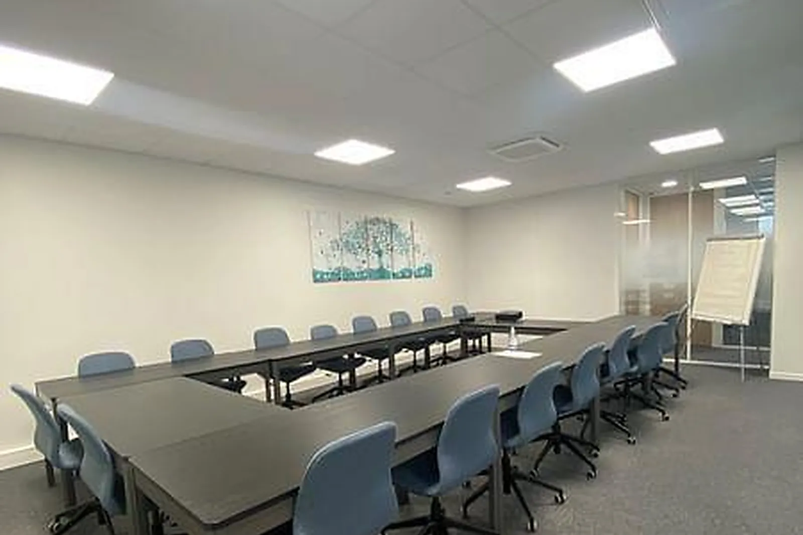 Lieux événementiels, OFFICESTATION