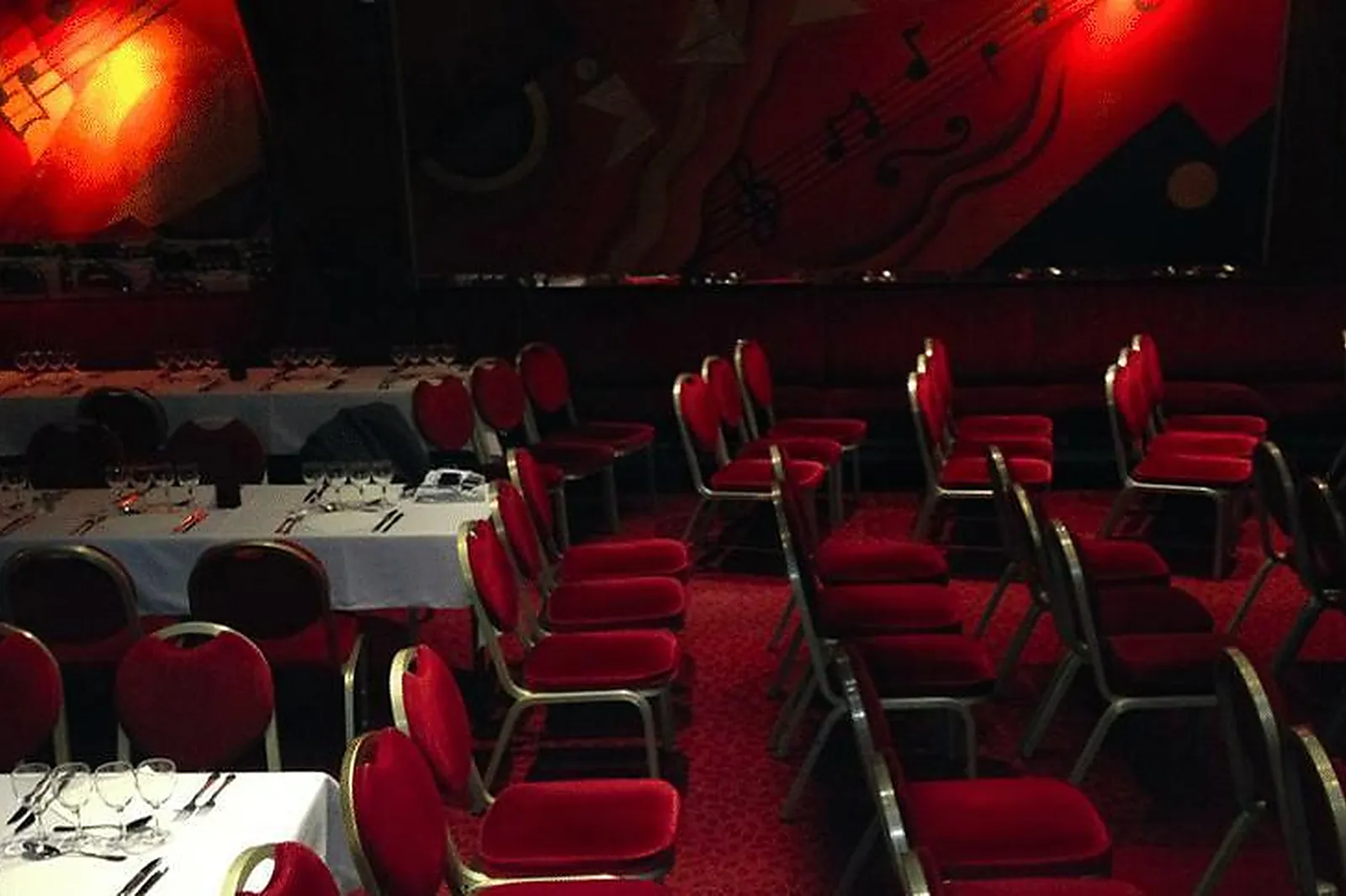 Lieux événementiels, OH! CÉSAR