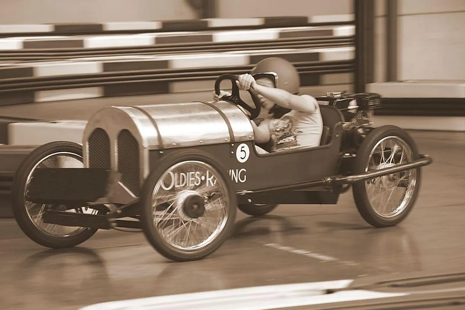 Lieux événementiels, OLDIES RACING