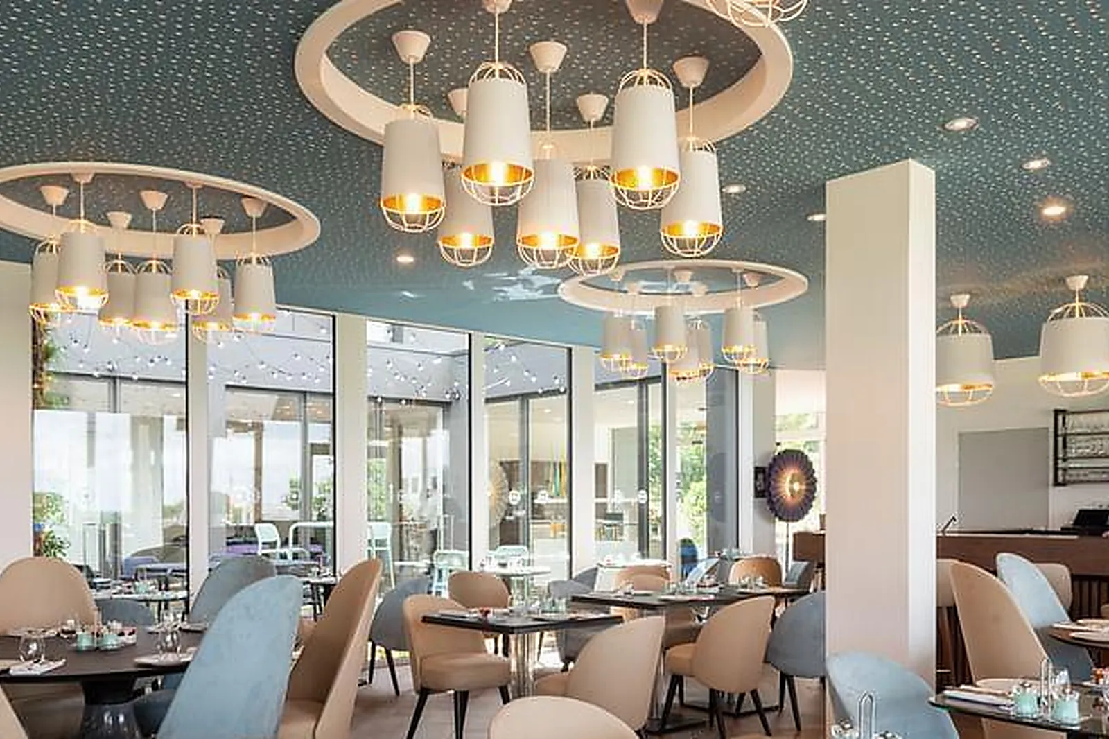 Lieux événementiels, OMNUBO COLLECTION ***