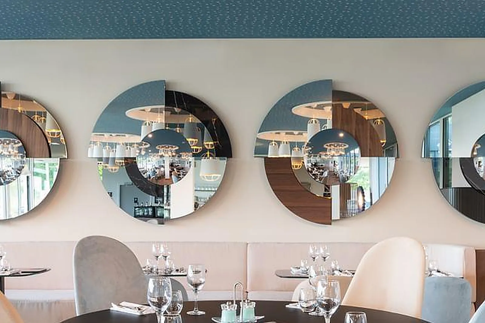 Lieux événementiels, OMNUBO COLLECTION ***