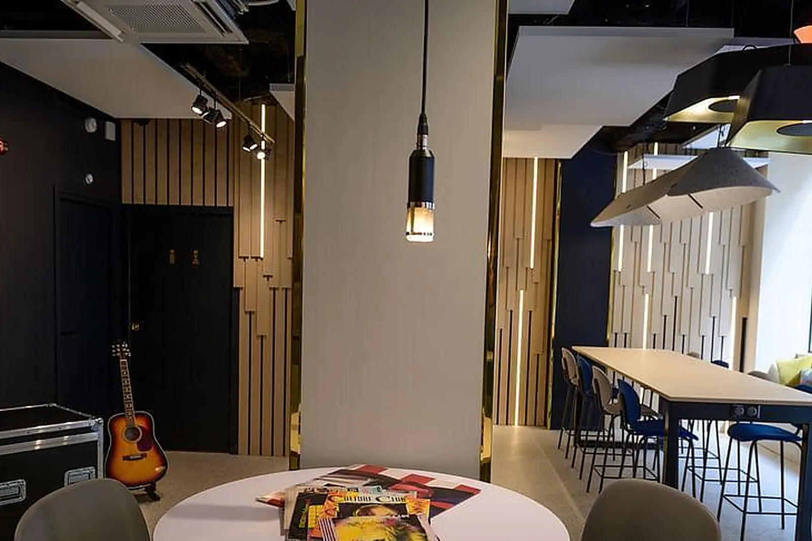 Lieux événementiels, ON AIR