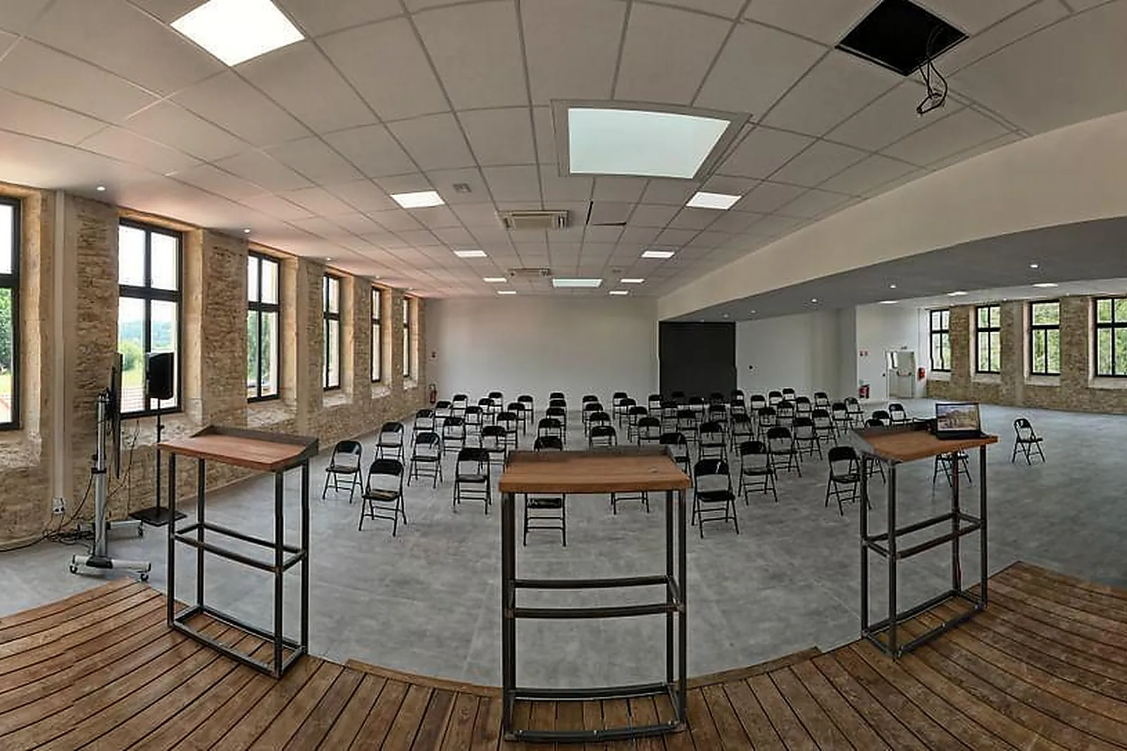 Lieux événementiels, ONLY ENCHÈRES