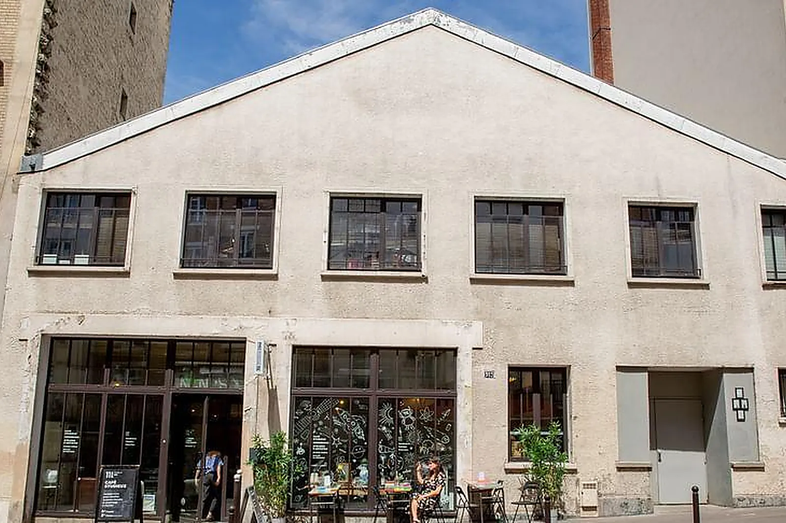 Lieux événementiels, ONZIÈME LIEU