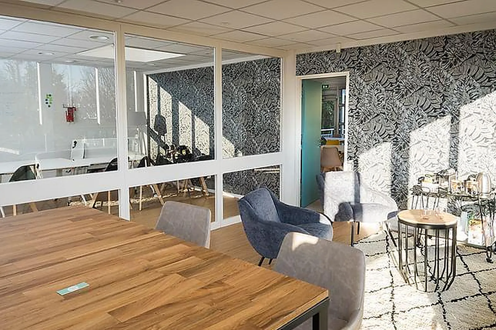 Lieux événementiels, LAST DOOR