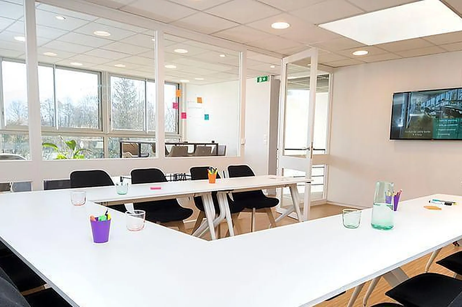 Lieux événementiels, LAST DOOR