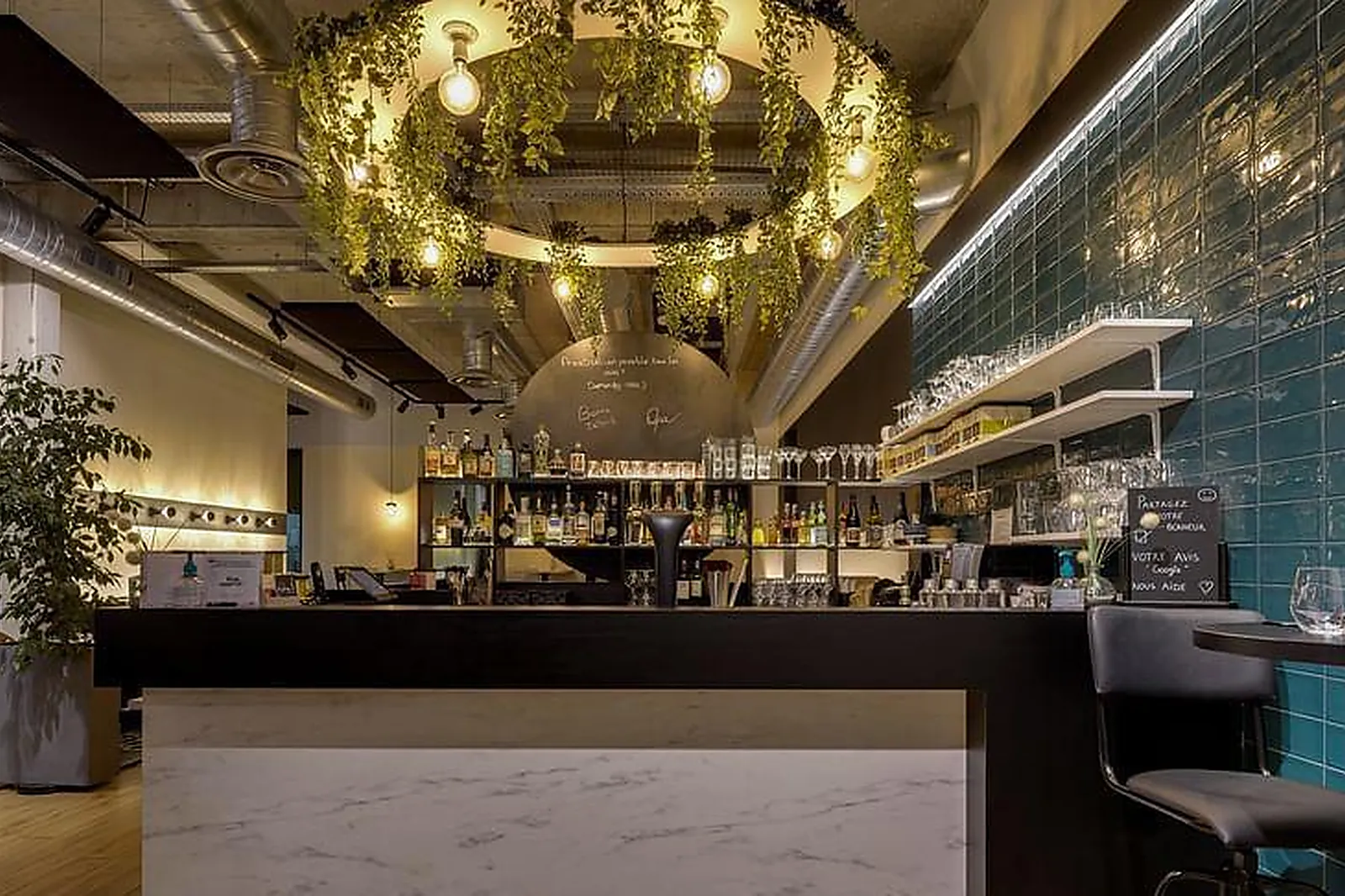 Lieux événementiels, OPA