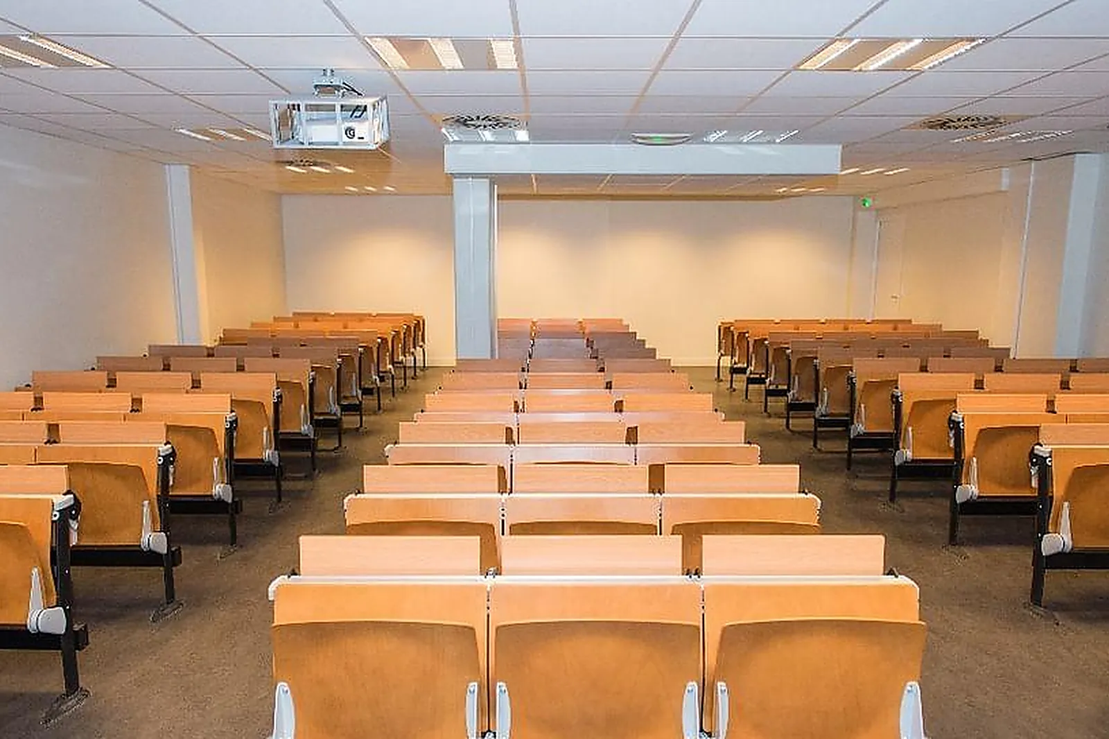 Lieux événementiels, OPTIMAL SUP SPÉ - GROUPE IPESUP