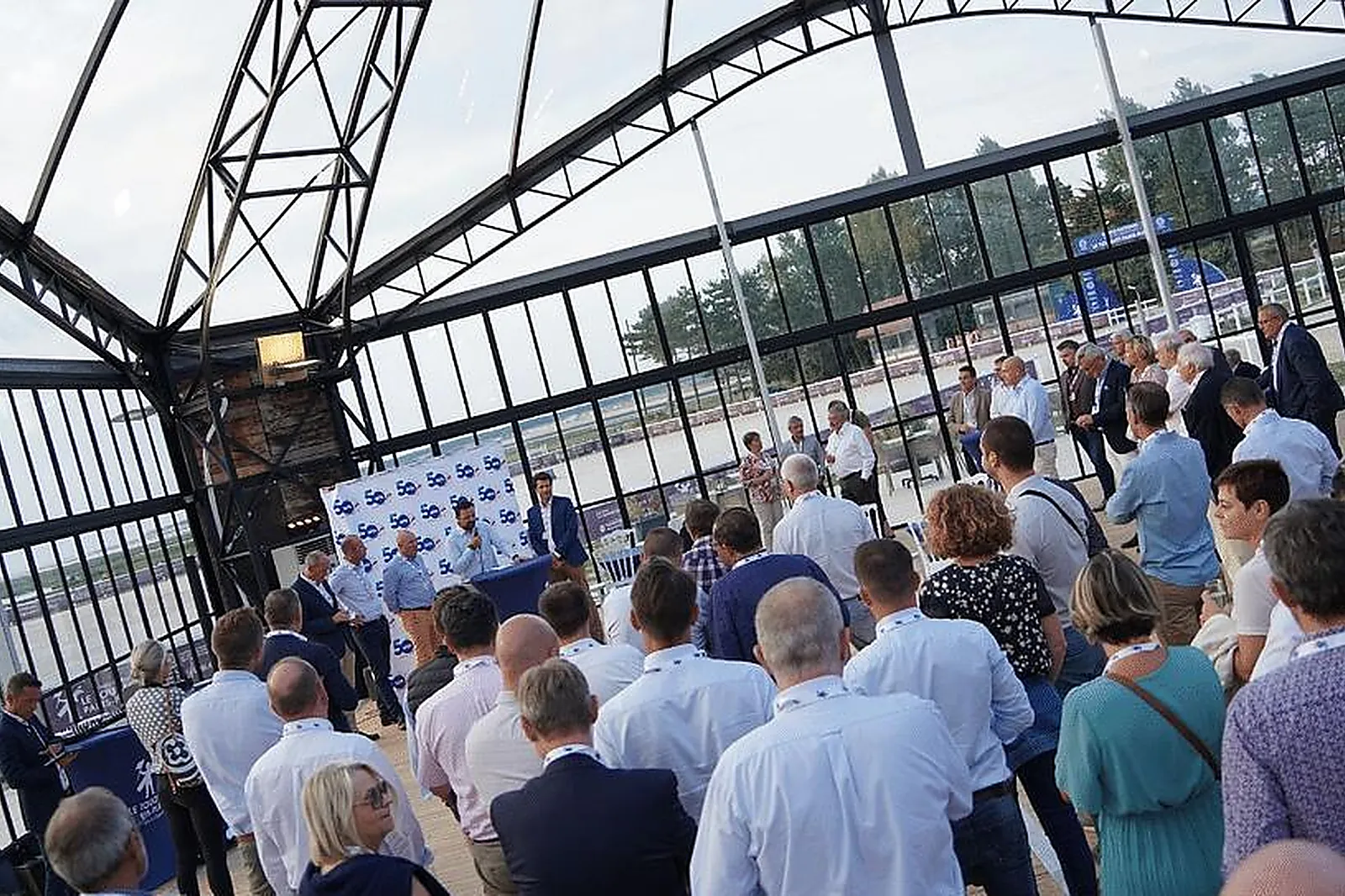 Lieux événementiels, VILLA SHORT CRAVATE