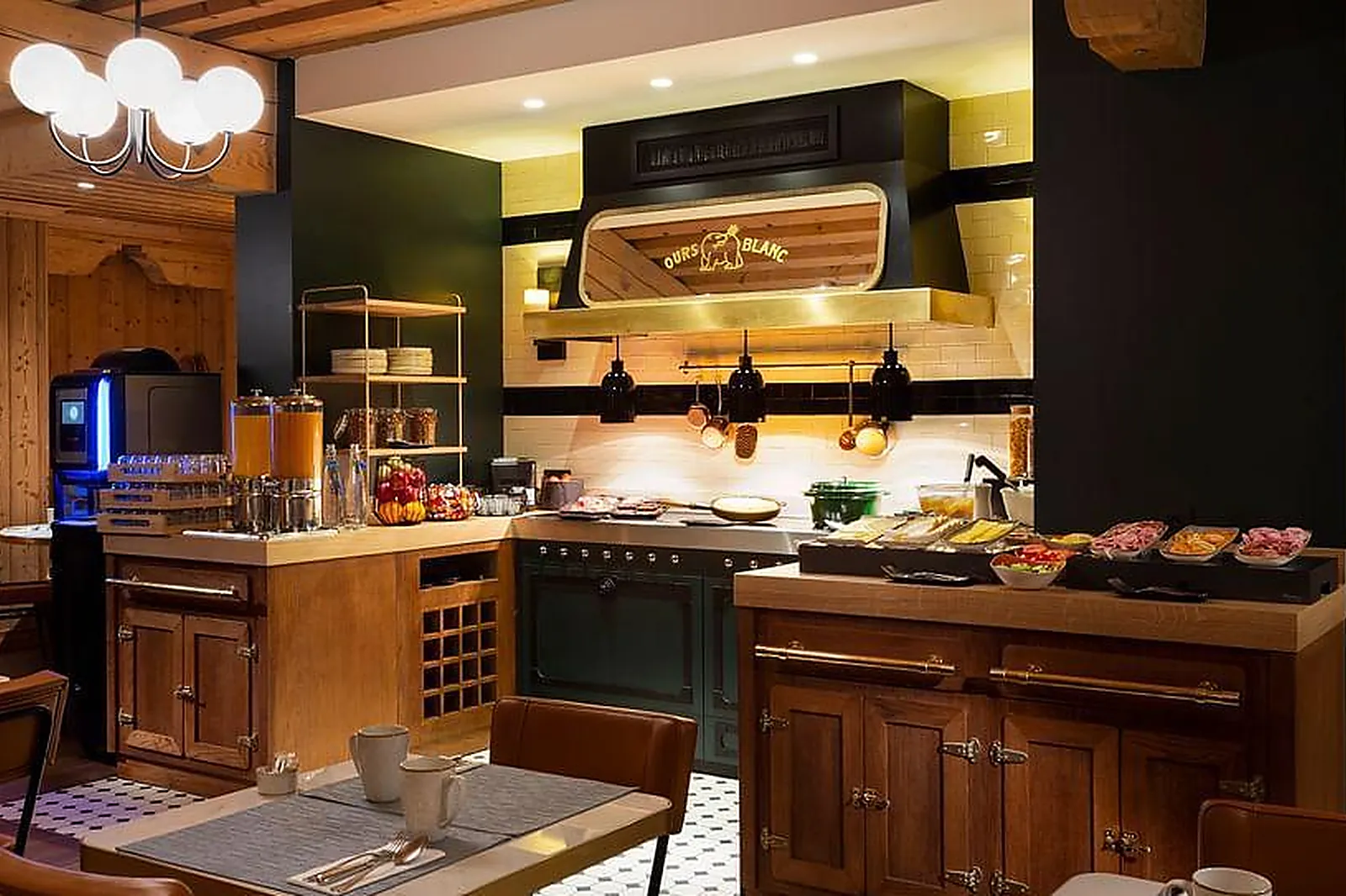 Lieux événementiels, OURS BLANC HOTEL & SPA