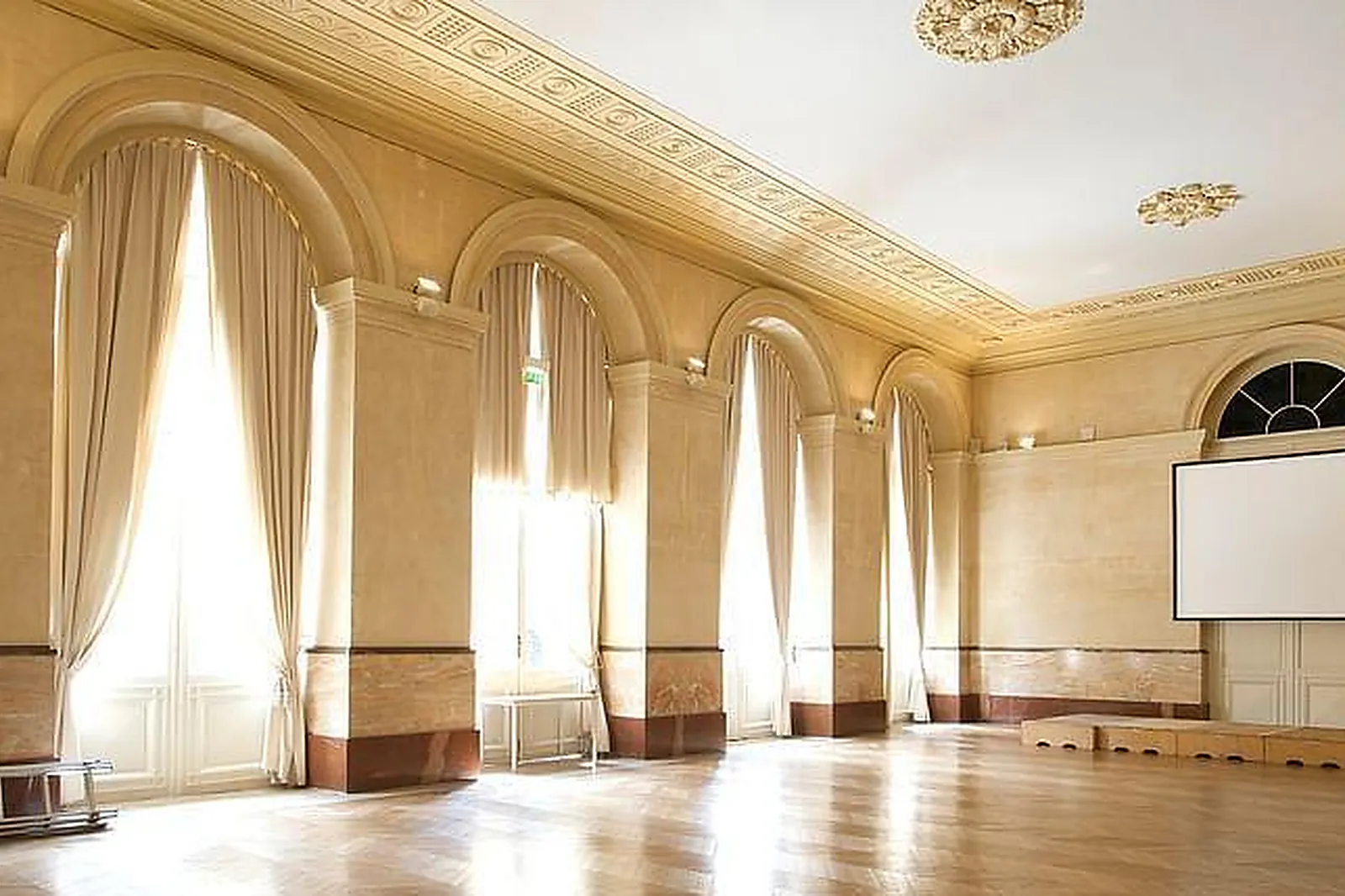 Lieux événementiels, STARTWAY POITIERS