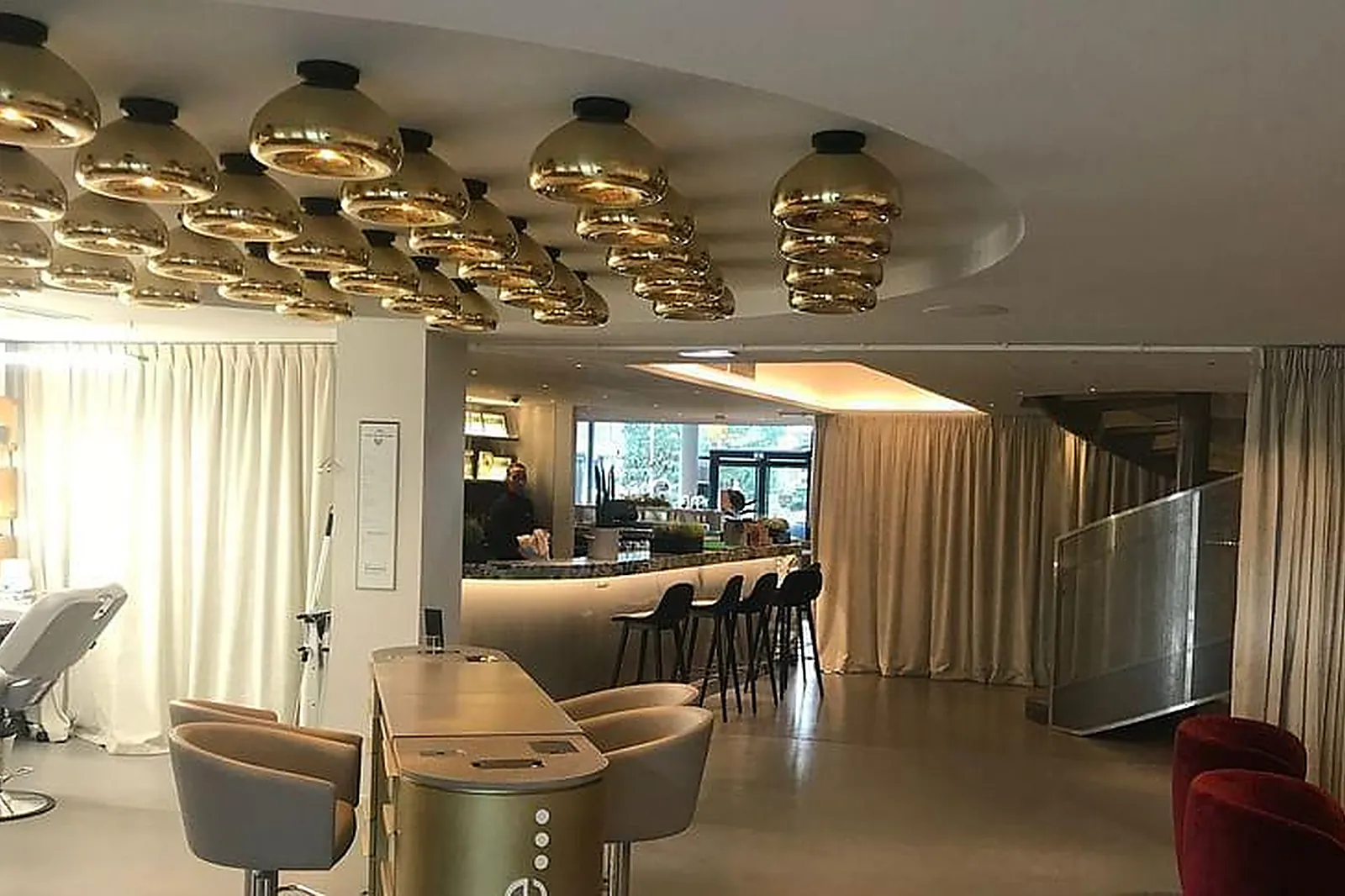 Lieux événementiels, PAMPER BAR @ PULLMAN PARIS CENTRE-BERCY