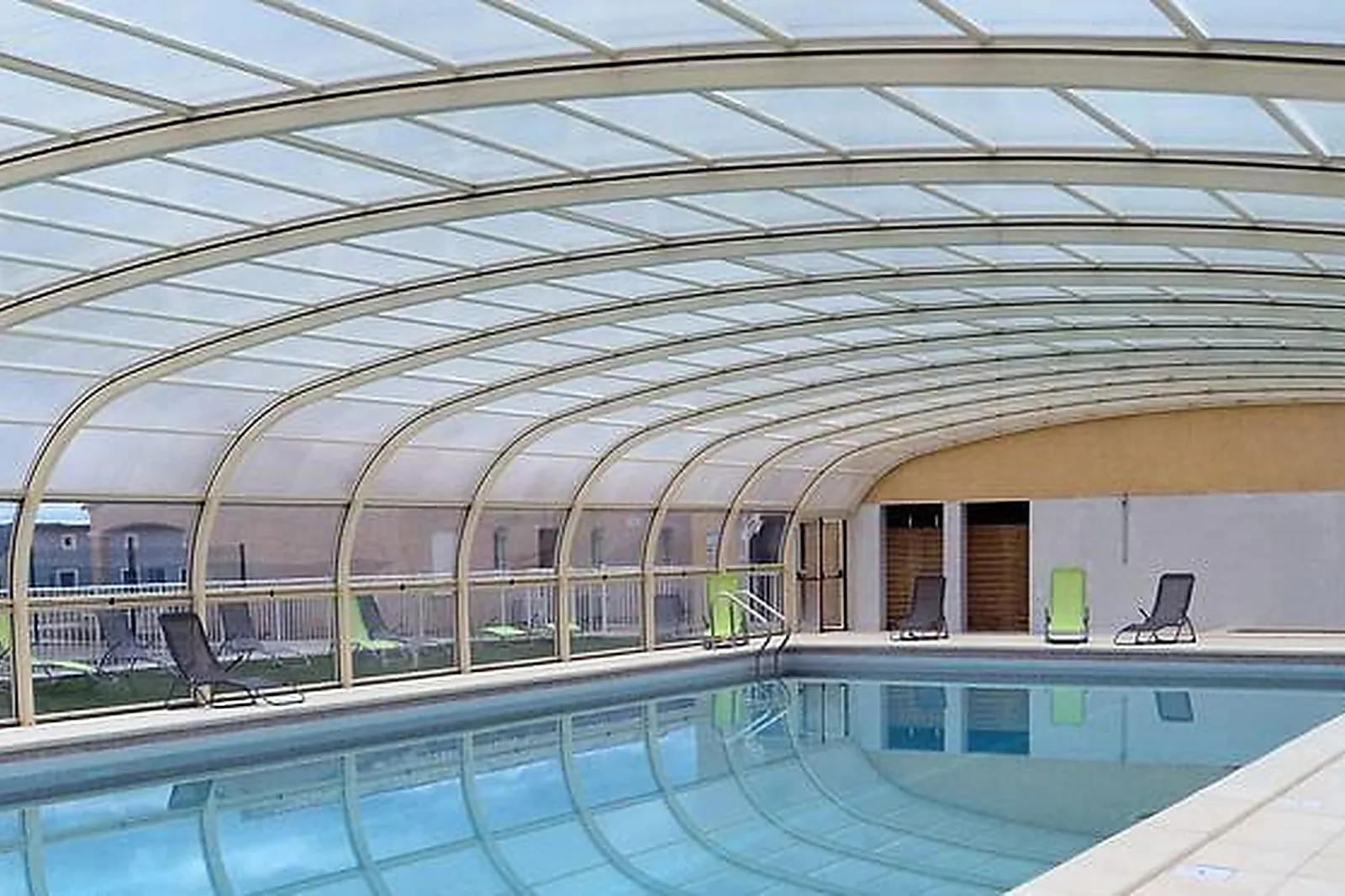 Lieux événementiels, PARC SPORTS ET LOISIRS - RÉSIDENCE***