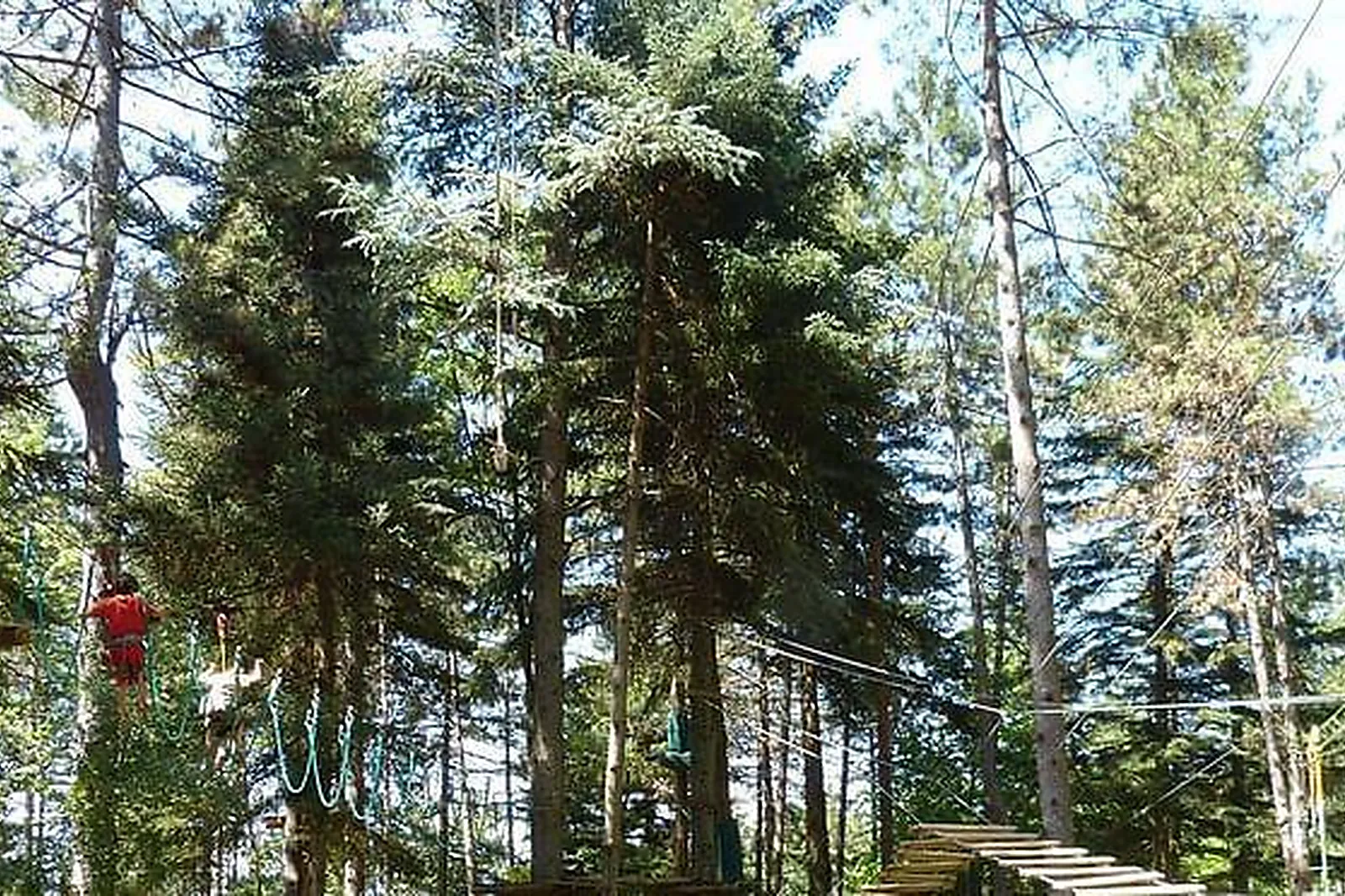 Lieux événementiels, PARC SPORTS ET LOISIRS - RÉSIDENCE***