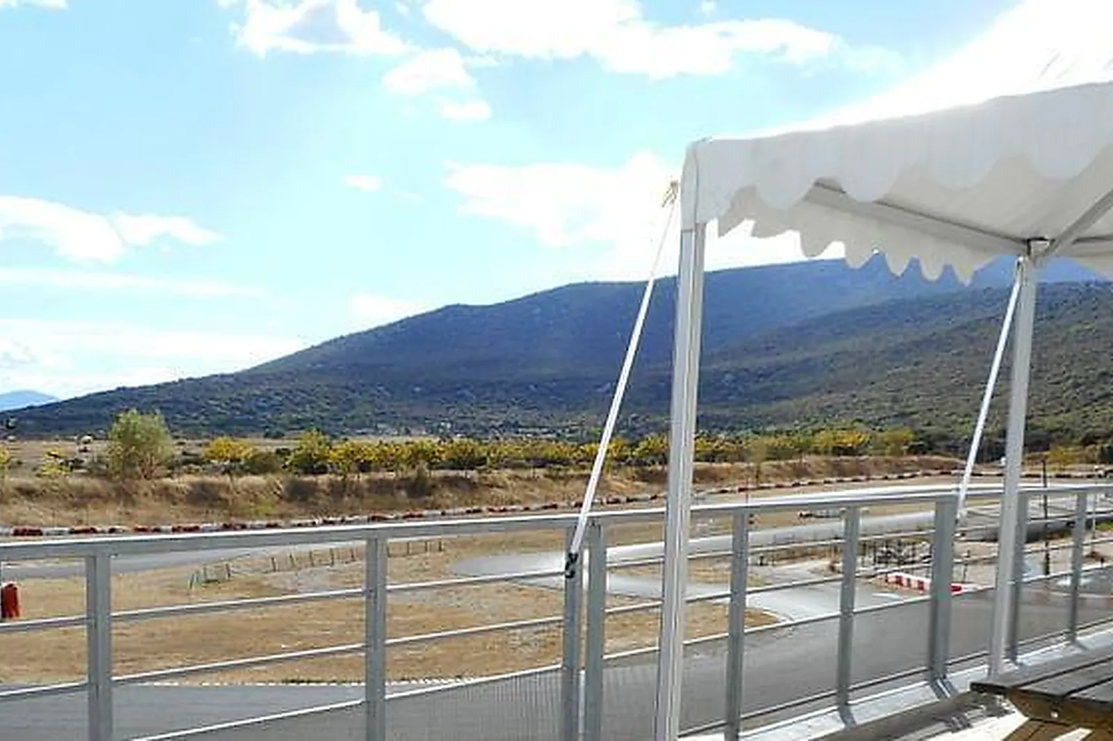 Lieux événementiels, PARC SPORTS ET LOISIRS - RÉSIDENCE***