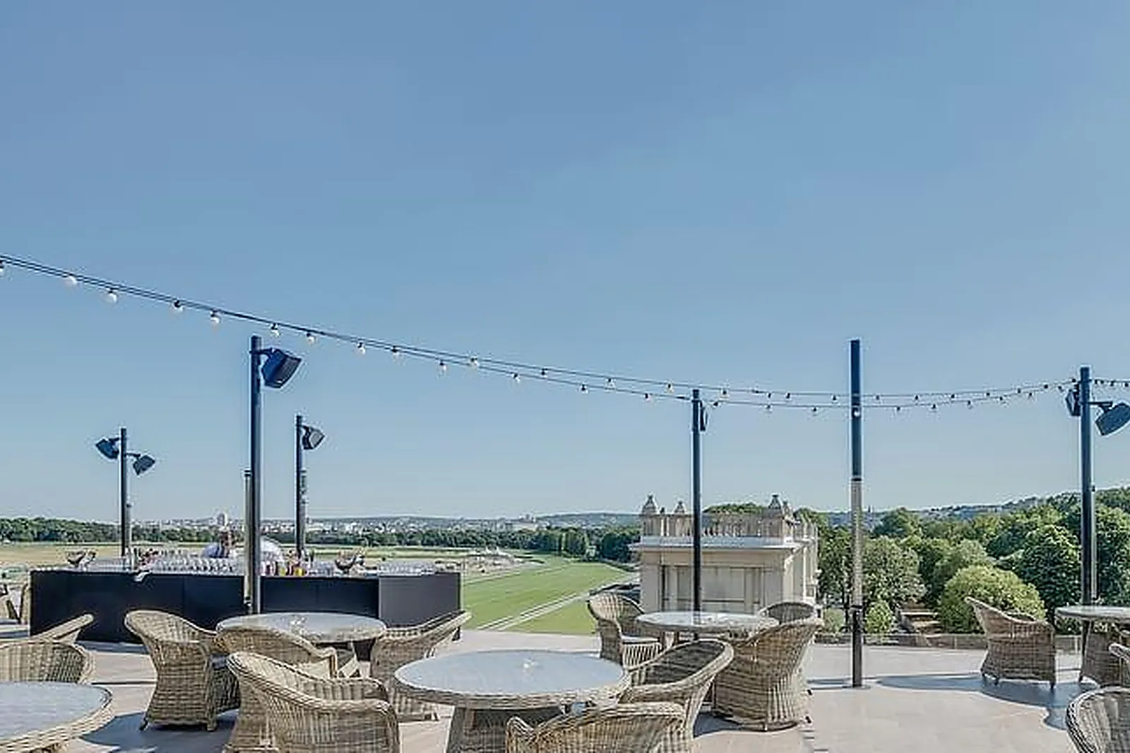 Lieux événementiels, PARISLONGCHAMP