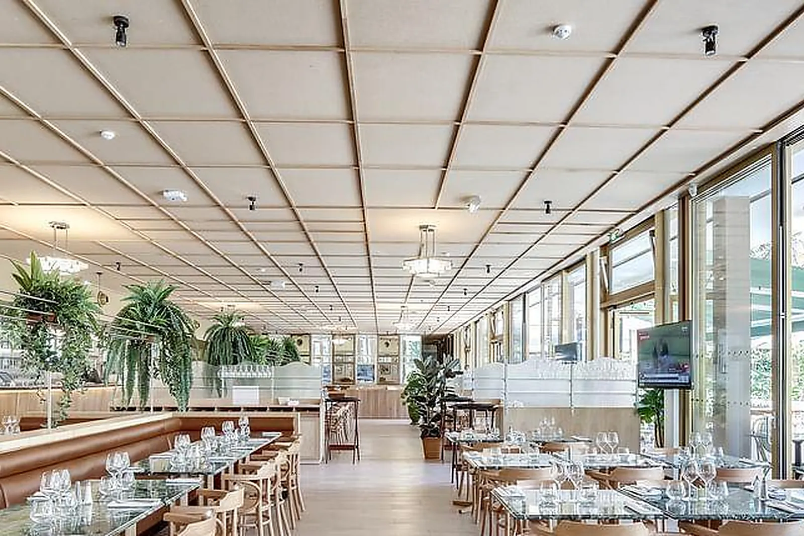 Lieux événementiels, PARISLONGCHAMP