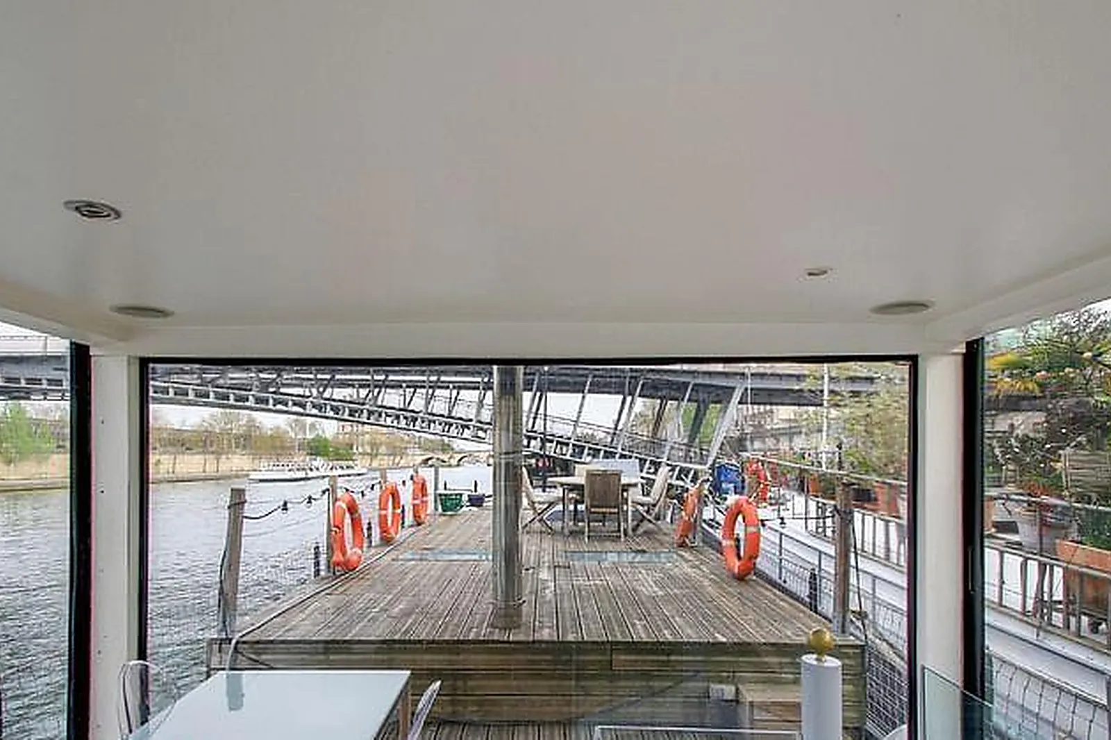 Lieux événementiels, PARIS AUTREMENT