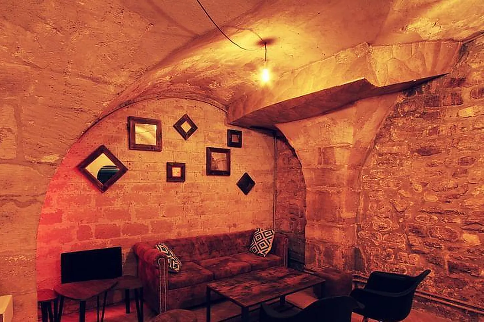 Lieux événementiels, HOTEL LENA