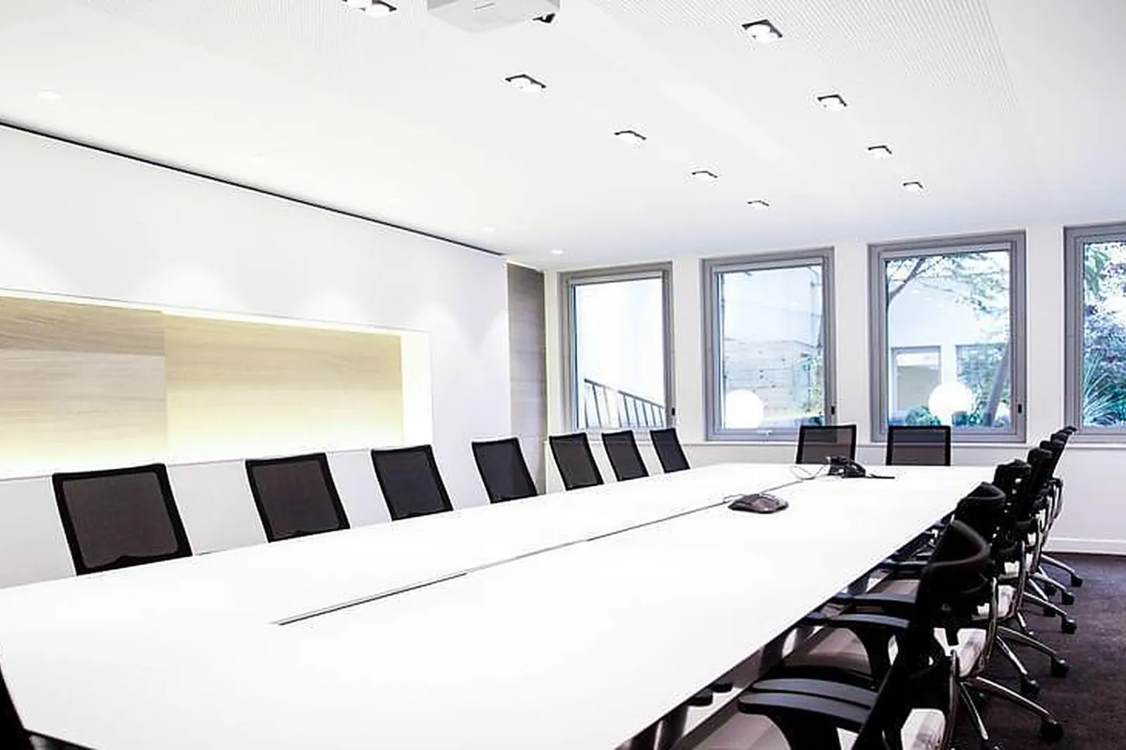 Lieux événementiels, ONE HOUR JOB