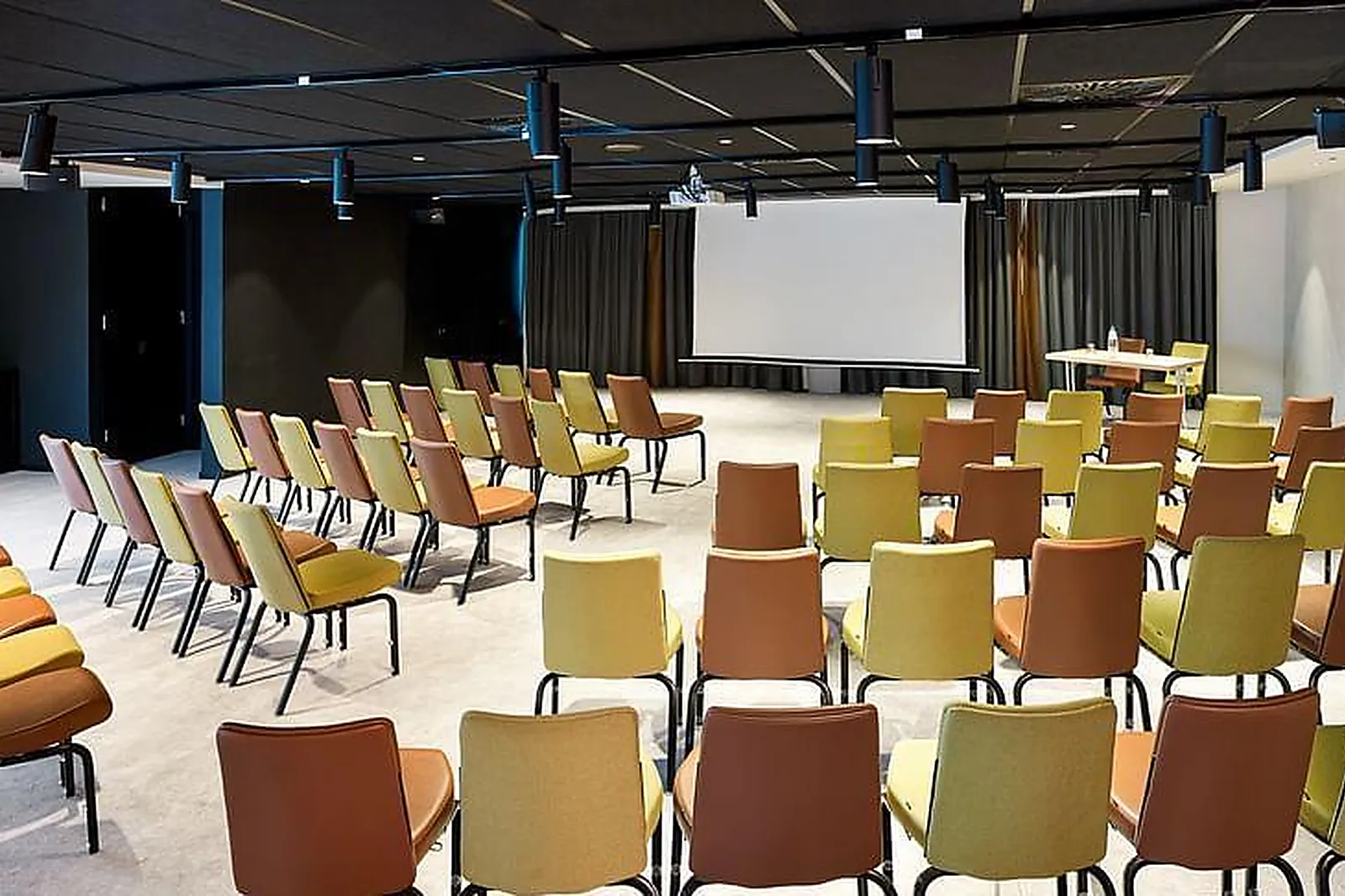 Lieux événementiels, PARK INN BY RADISSON BRUSSELS AIRPORT***