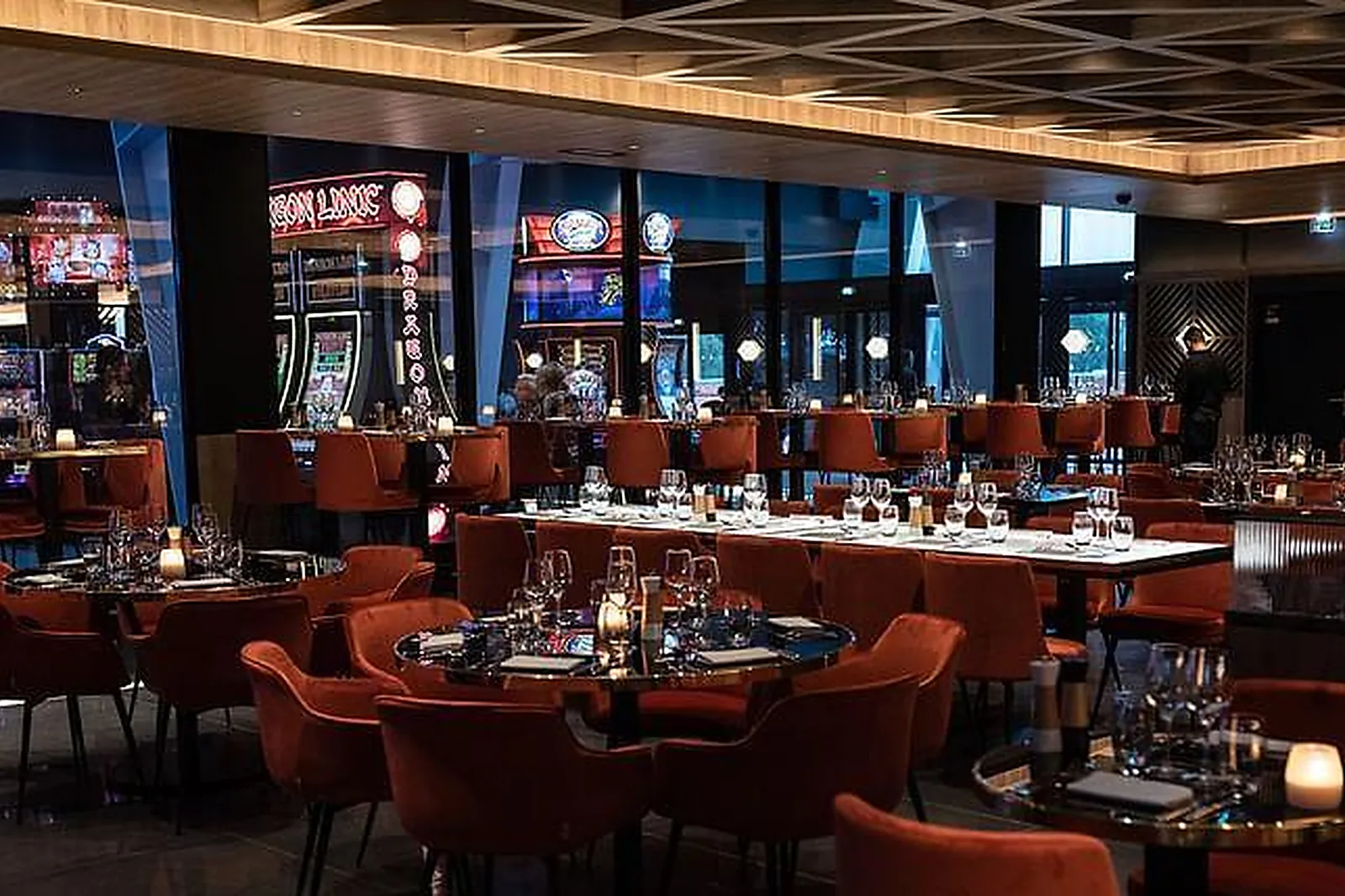 Lieux événementiels, PASINO GRAND