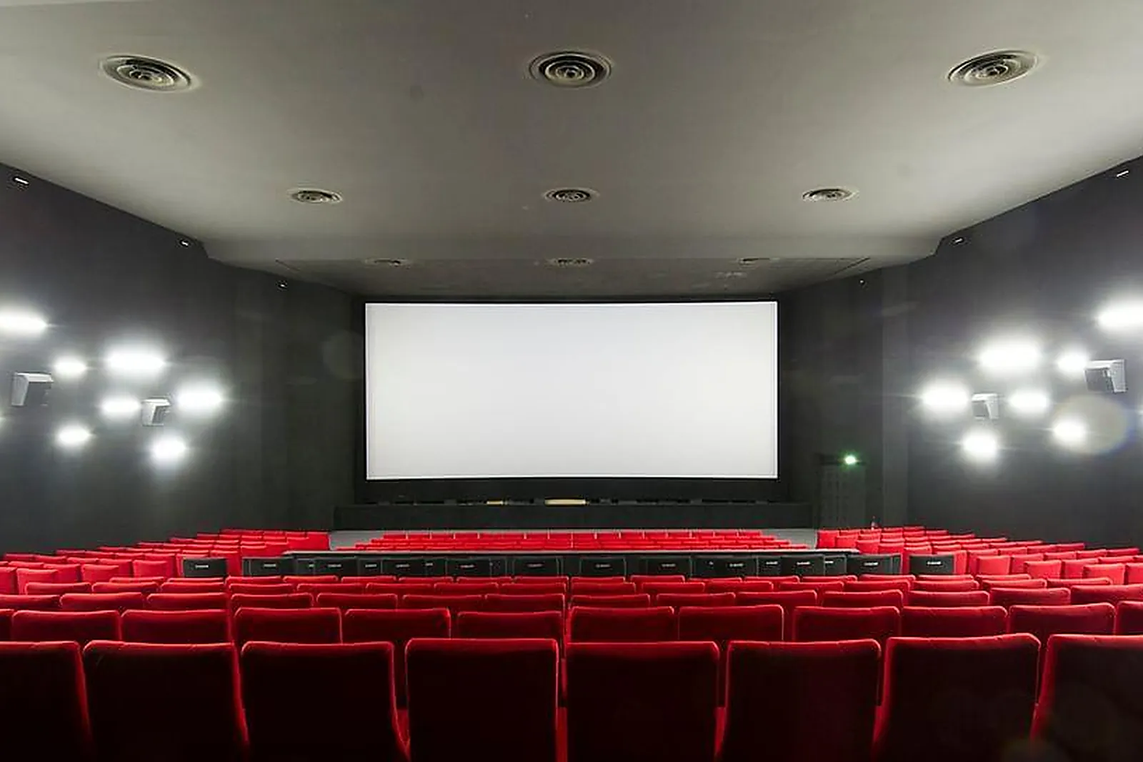 Lieux événementiels, PATHÉ CAP SUD AVIGNON