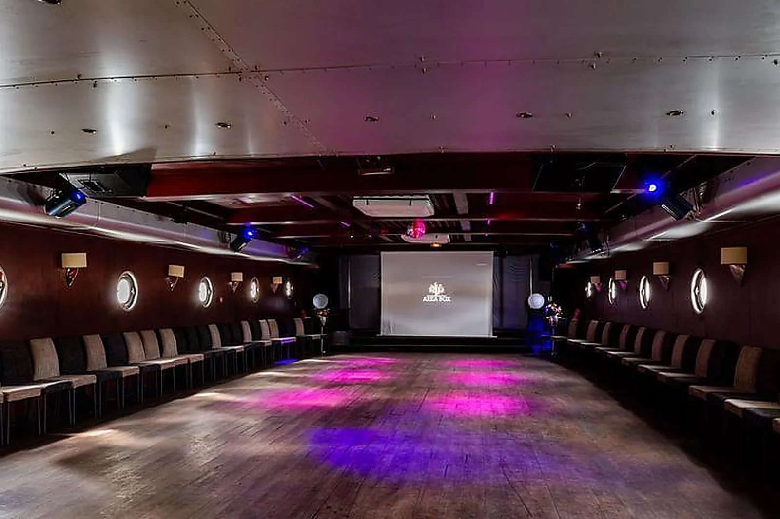 Lieux événementiels, HÔTEL LE MONT BROUILLY**