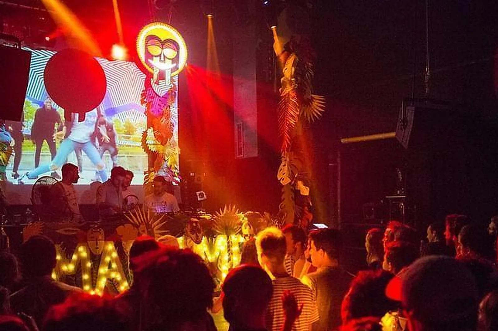 Lieux événementiels, CAVE LE VINGT-DEUX