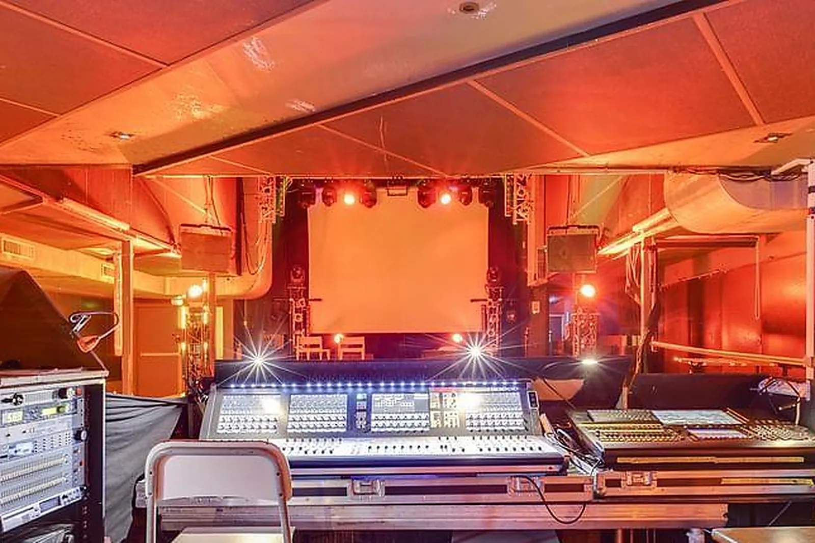 Lieux événementiels, CAVE LE VINGT-DEUX