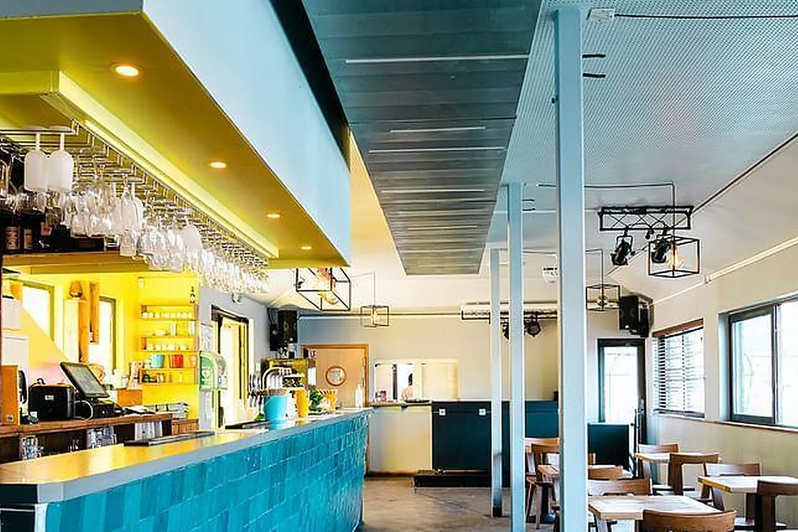 Lieux événementiels, CAVE LE VINGT-DEUX